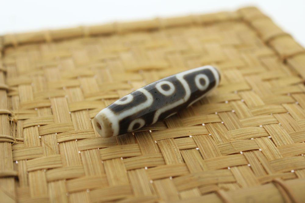 Authentic 9-Eye Dzi Bead Agate Stone - Genuine Tibetan Buddhist Mala Bead for Meditation, Spiritual Protection & Good Luck - Perfect for Jewelry Making, Prayer Bracelets & Healing Crystals Collection