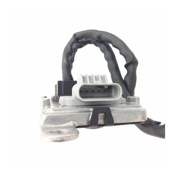 NOx Sensor 12V 5WK96746A for Citroen C4 Picasso Peugeot 208 308 3008 5008 - Improve Emissions & Engine Performance - Perfect for City Driving & Eco-Friendly Vehicles