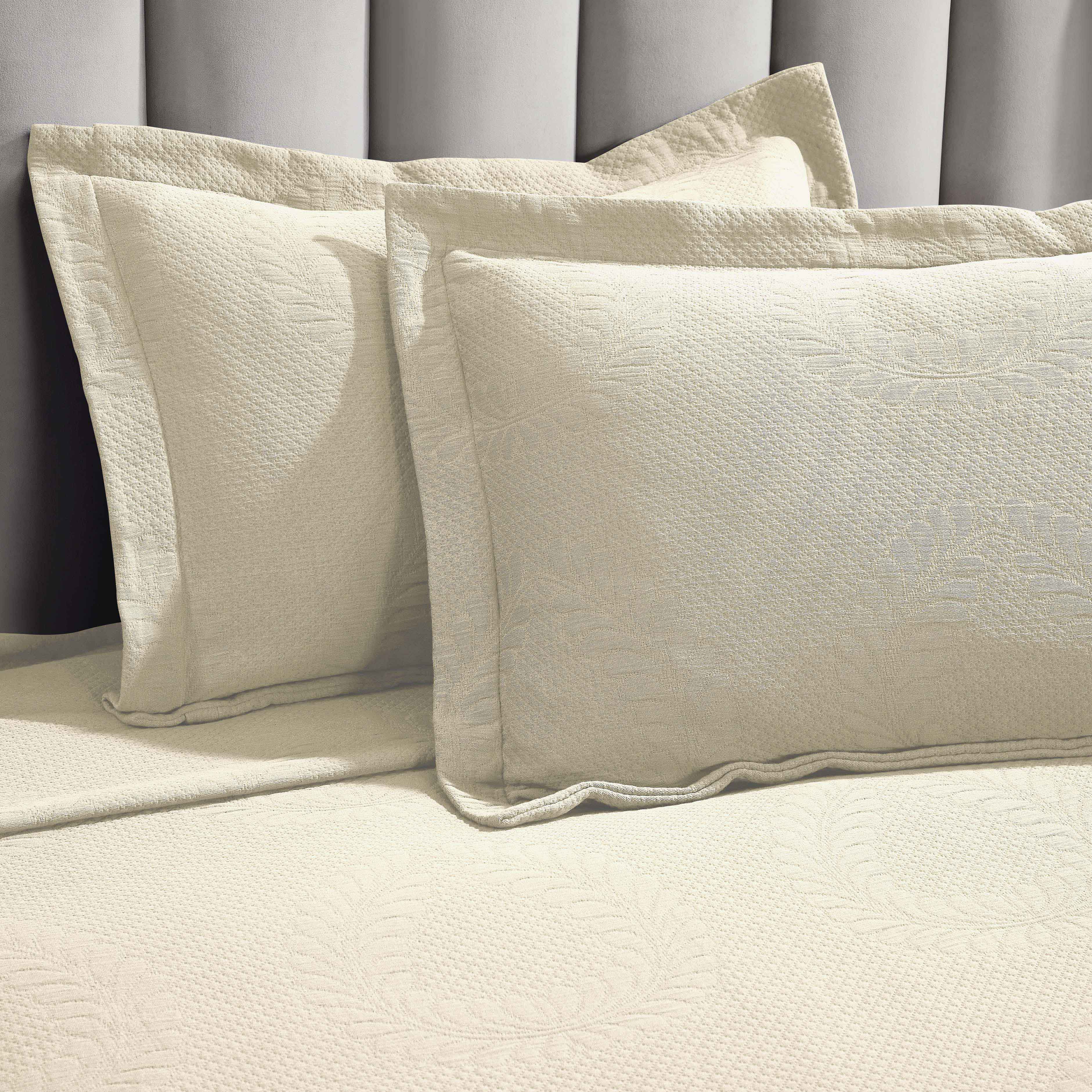 Peploi Cotton Medium Weight Matelasse Bedspread & Sham Set - Queen Size, Luxury Textured Bed Cover for Master Bedroom, Guest Room & Dorm Decor