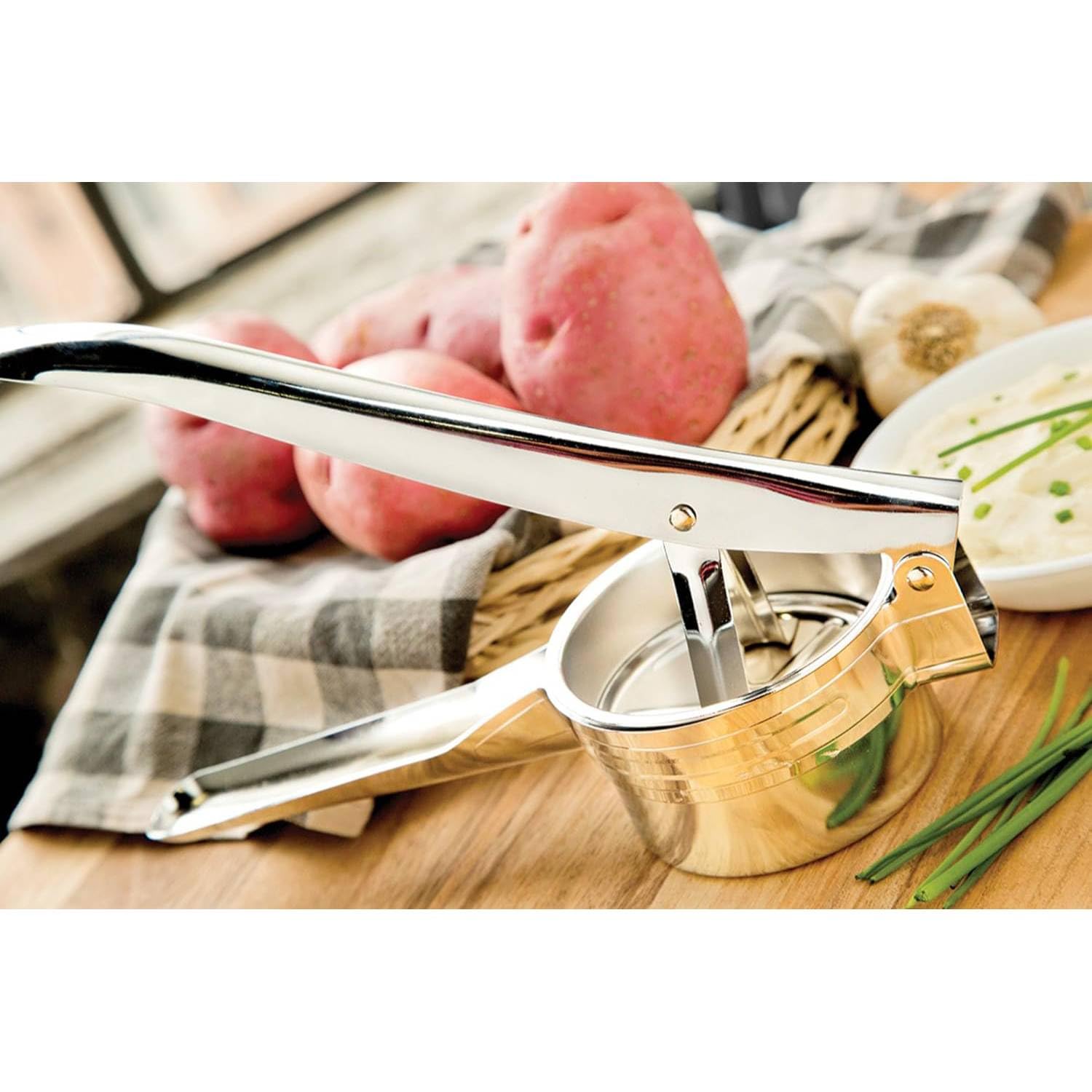 Fox Run 5773 Stainless Steel Potato Ricer & Fruit Press - Heavy Duty Chrome Plated for Smooth Mashed Potatoes, Baby Food & Juicing - Perfect for Kitchens, Restaurants & Home Cooking