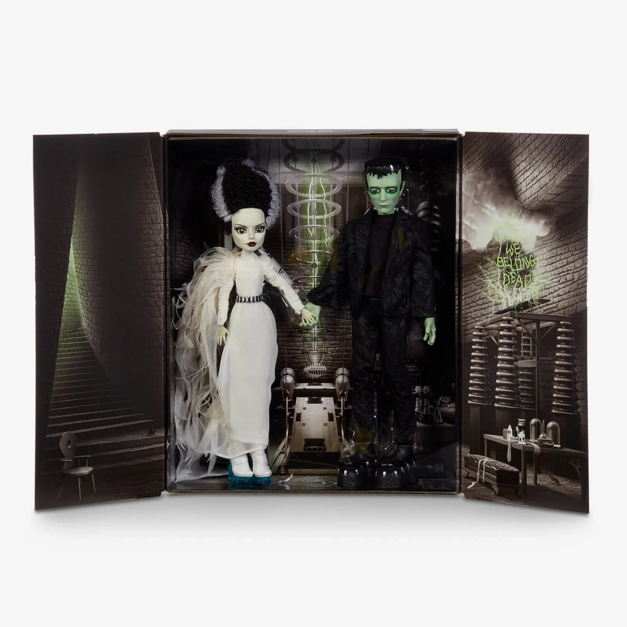 Monster High Frankenstein & Bride of Frankenstein Doll Set - Collectible Horror Movie Character Toys for Kids & Adults - Perfect for Halloween Decor, Cosplay, and Gift Giving