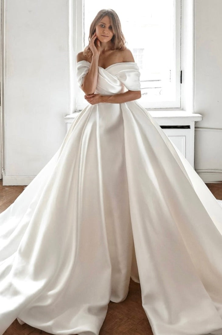 Elegant Mikado Wedding Dress Jacqueline with Detachable Train - Perfect for Bridal Ceremony, Church Wedding & Formal Occasions