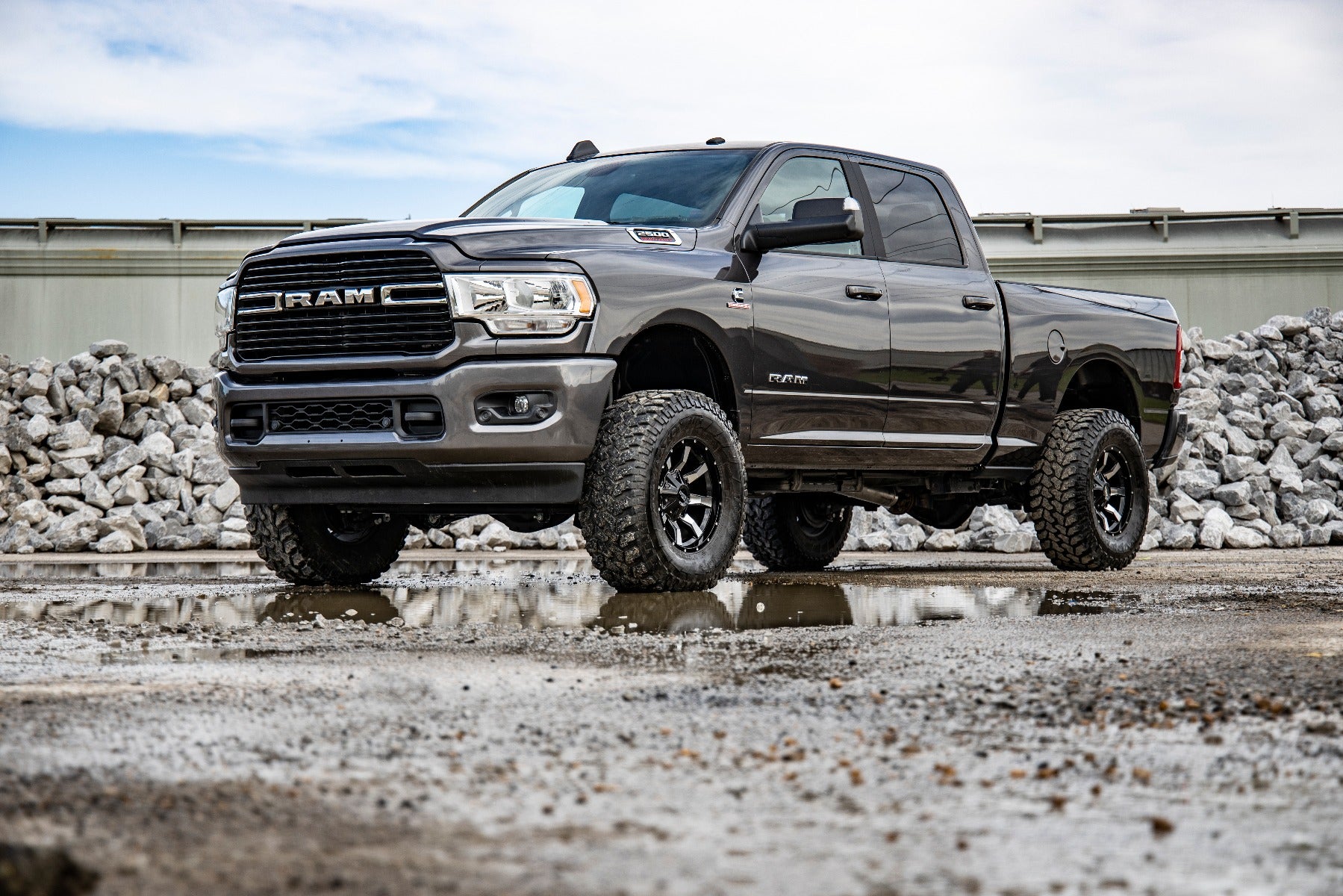 2.5 Inch Leveling Kit for Ram 2500 (2014-2024) & 3500 (2013-2024) - Heavy Duty Suspension Lift with RR Coil V2 Technology - Perfect for Off-Roading, Towing & Truck Customization