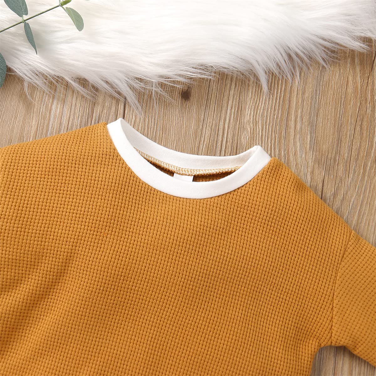 Douhoow Baby Romper - Soft Knit Waffle Bodysuit with Long Sleeves for Newborn Boys & Girls | Cozy Fall & Autumn Outfit for Playdates, Photo Shoots & Family Gatherings