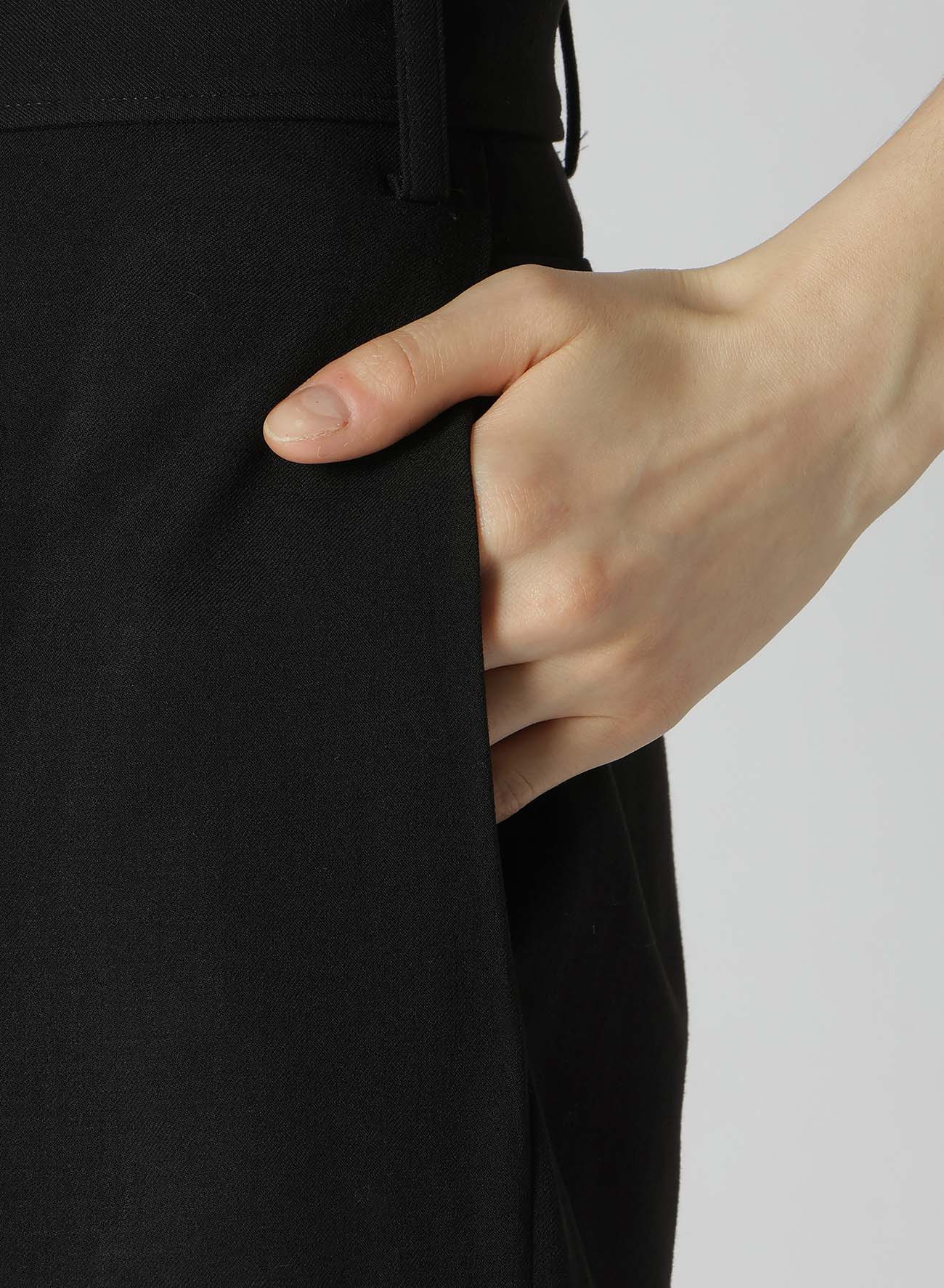 Damaged Gabardine Belted Short Pants for Men & Women - Stylish Casual Wear for Summer, Travel & Outdoor Activities