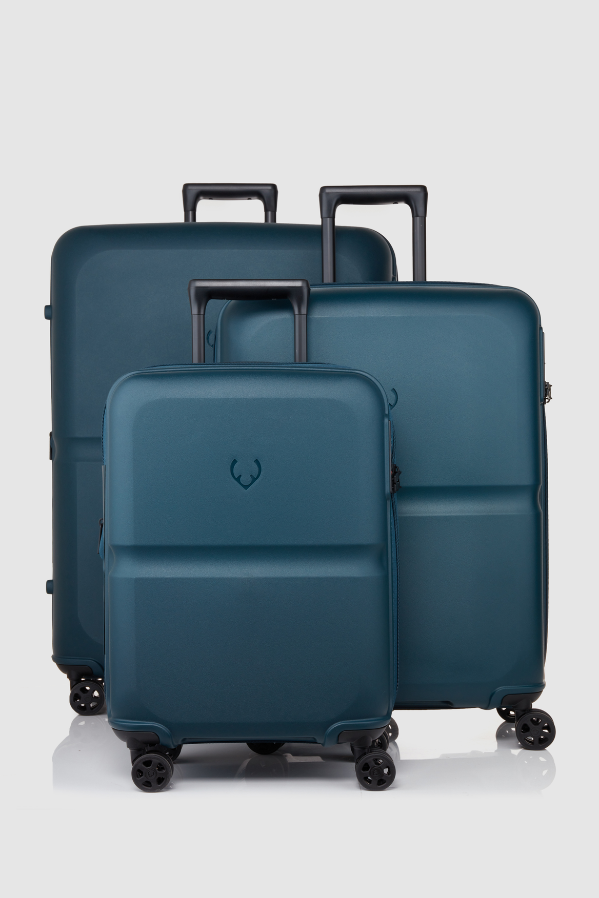Single Stripe 3-Piece Luggage Set - Lightweight Spinner Suitcases for Travel, Business Trips & Family Vacations