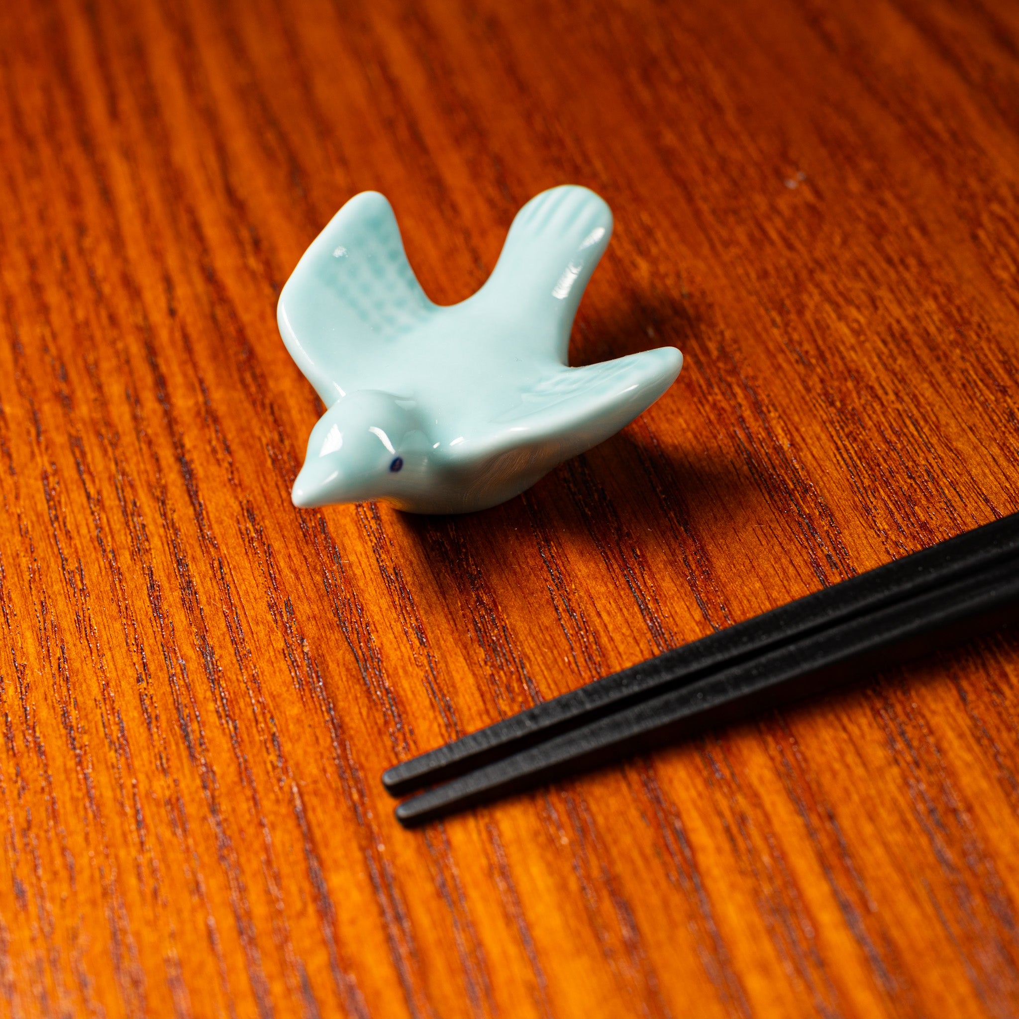 Handmade Japanese Hasami Ware Swallow Bird Chopstick Rest - Ceramic Tableware for Sushi, Ramen & Asian Dining (3 Styles)