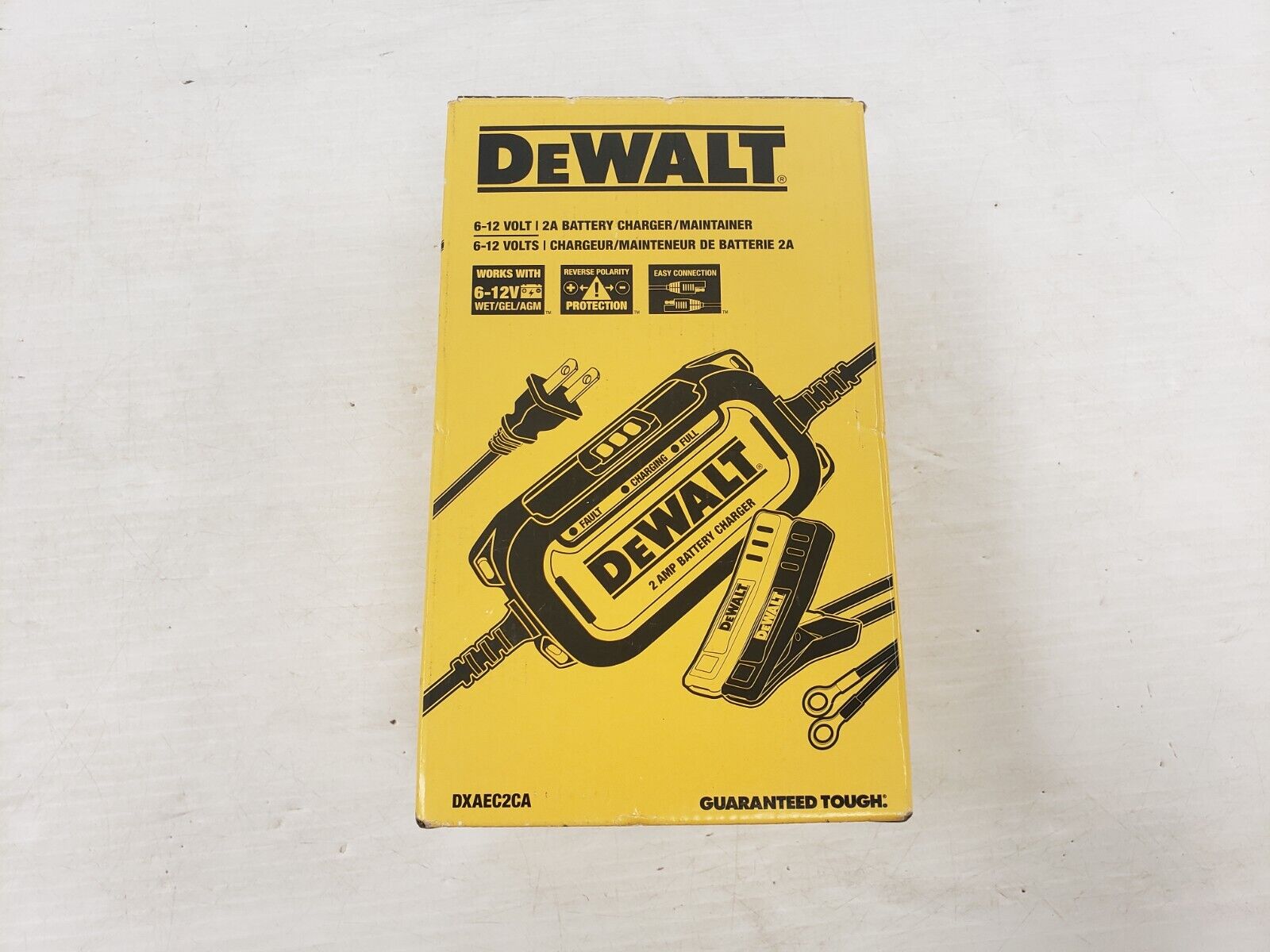 DEWALT DXAEC2CA 20V MAX Lithium-Ion Battery Charger - Fast Charging for DEWALT 20V Power Tools - Perfect for Construction Sites & DIY Projects