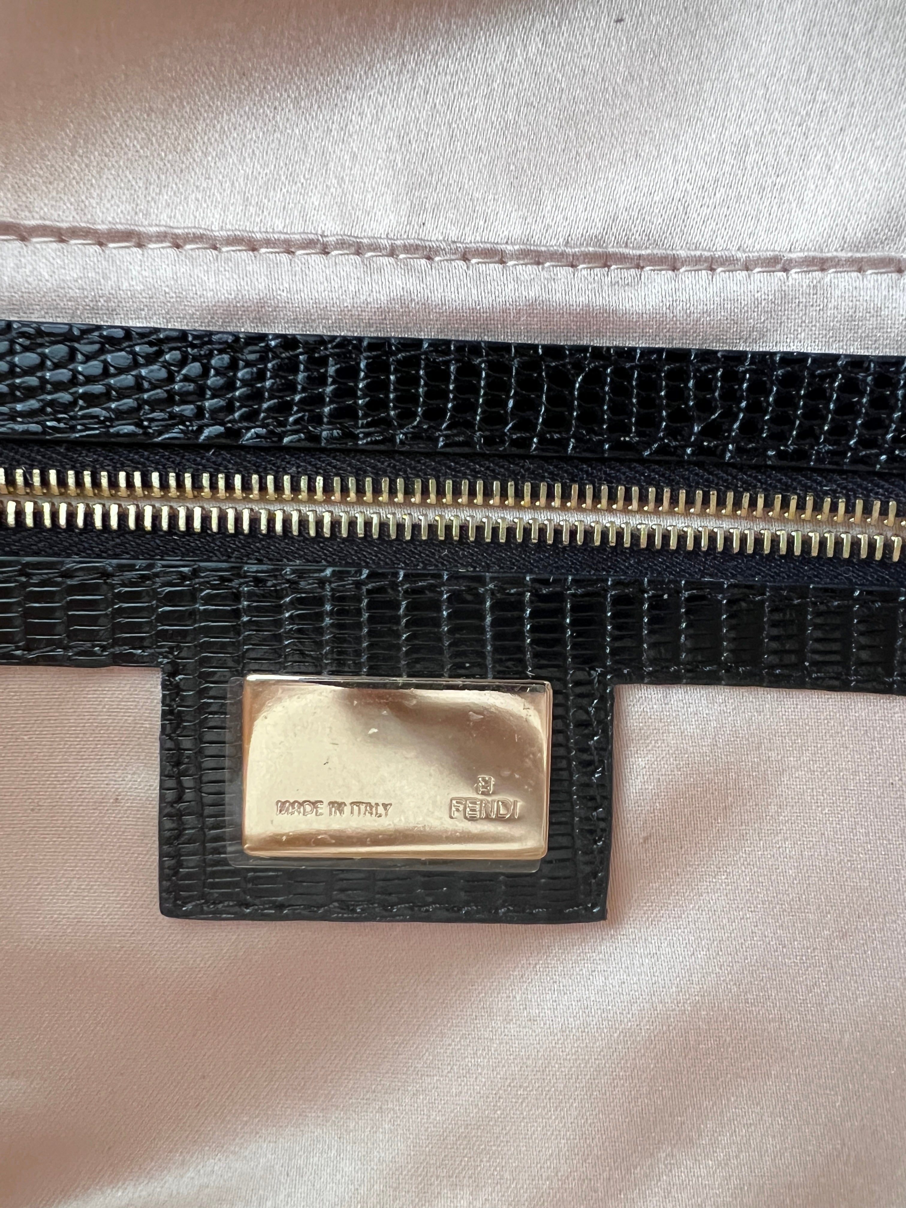 Fendi White & Gold Beaded Lizard Baguette Bag - Luxury Designer Crossbody Purse for Women, Perfect for Evening Parties & Special Occasions