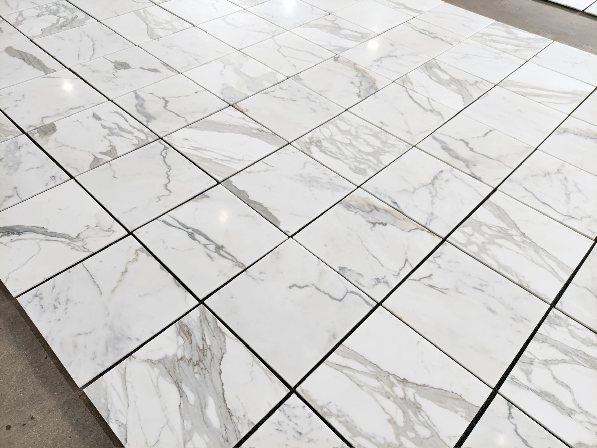 Premium Calacatta Gold Marble Tile 18x18 - Luxury Italian Marble Floor & Wall Tile for Kitchen, Bathroom, and Living Room Renovation
