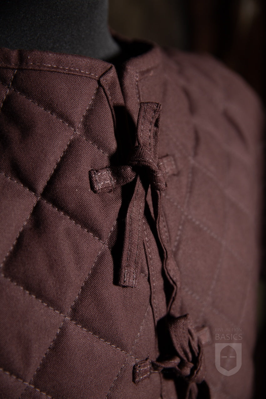 Medieval Basic Gambeson Brown - Authentic Historical Armor for LARP, Cosplay & Reenactment | Perfect for Renaissance Fairs & Theater Performances