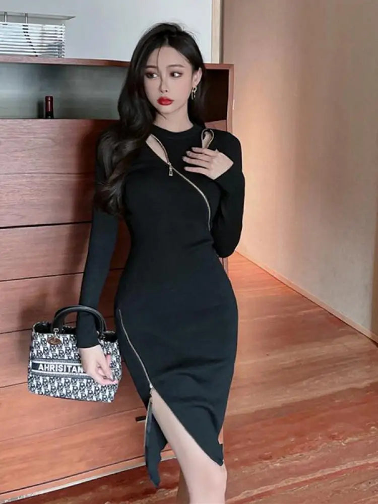 2023 New Women's Autumn Black Sexy Club Dress - Round Neck Zipper A-Line Long Sleeve Slim Knit Hip Wrap Dress for Party, Night Out & Streetwear Fashion | Perfect for Club Nights, Date Nights & Casual Outings