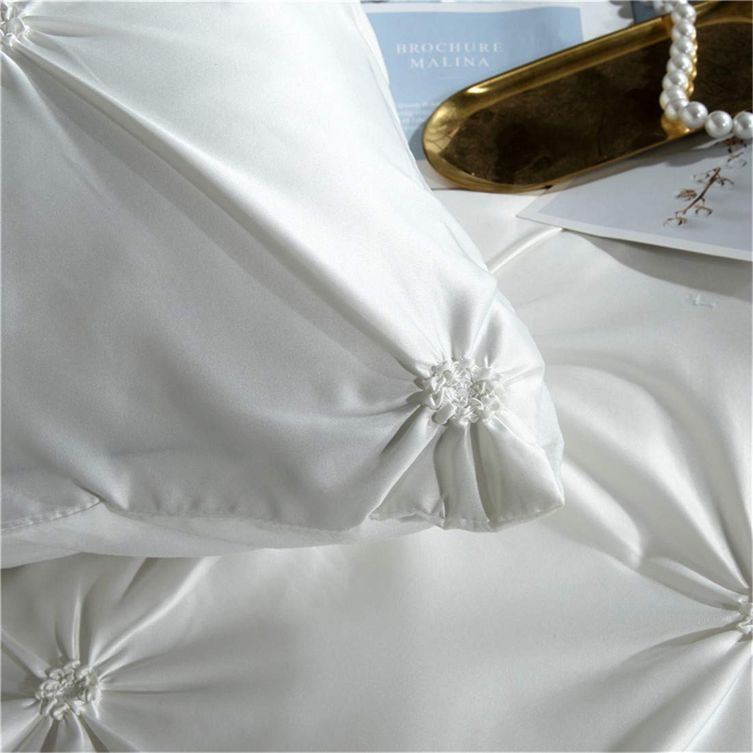 Luxury White Pinch Pleated Duvet Cover Set - Twin Size Silk Satin Bedding with Zipper & Ruffle Design - Microfiber Comforter Cover for Elegant Bedroom Decor - Perfect for Guest Rooms, Master Bedrooms & Luxury Hotels