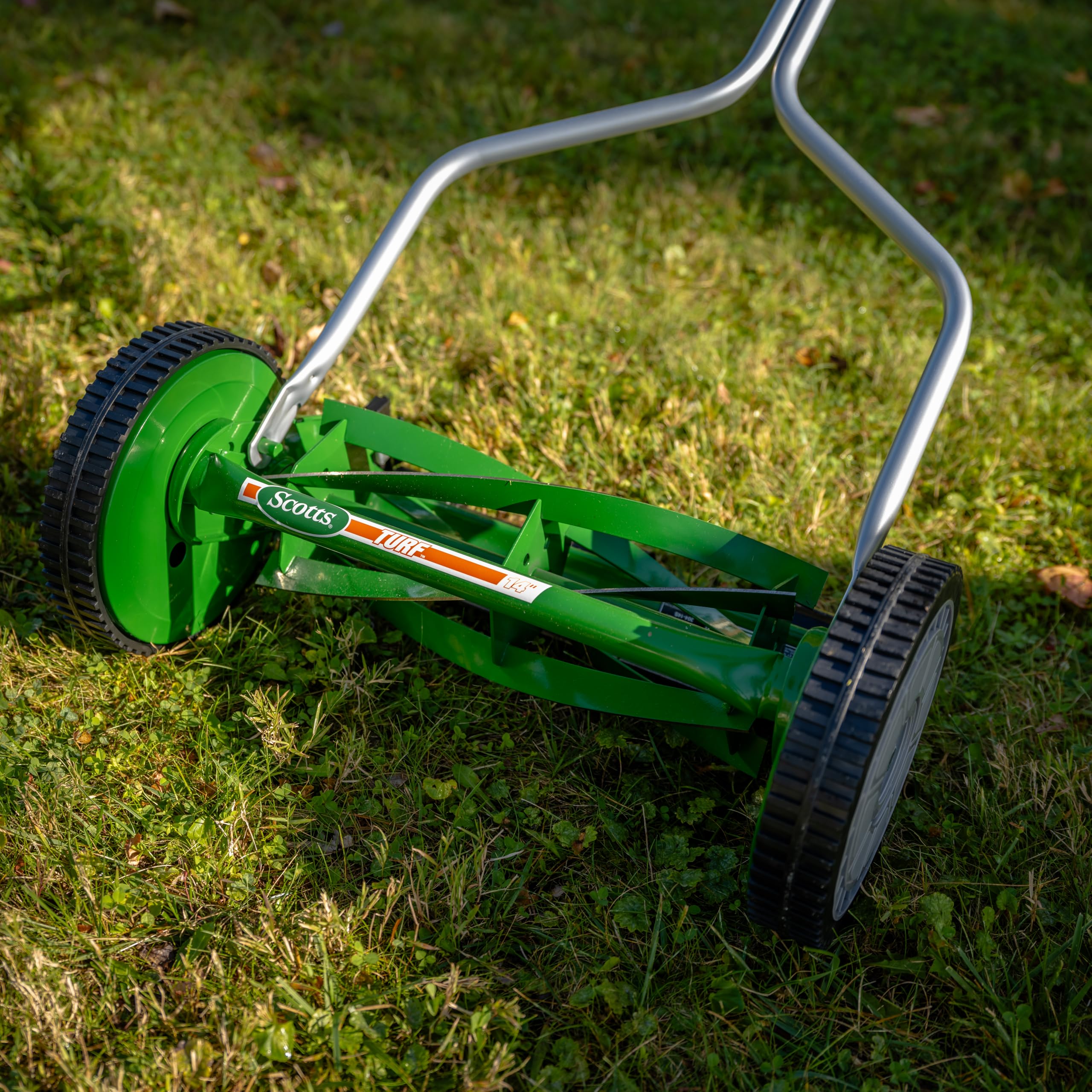 Scotts 14-Inch 5-Blade Push Reel Lawn Mower | Manual Grass Cutter for Small to Medium Yards | Eco-Friendly, Quiet & No Gas Needed | Perfect for Residential Lawns, Gardens & Eco-Conscious Homeowners