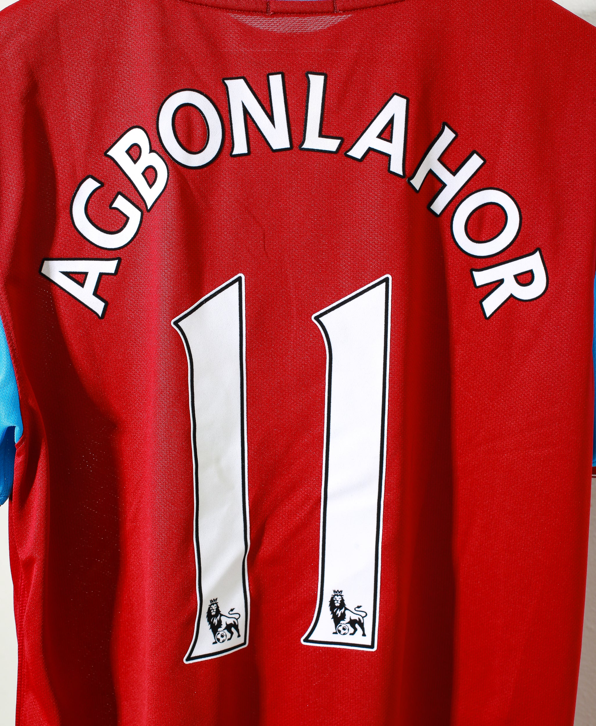 2009 Aston Villa Home Jersey #11 Agbonlahor - XL Size - Authentic Football Shirt for Fans & Collectors - Perfect for Matchdays, Gifts & Sports Memorabilia