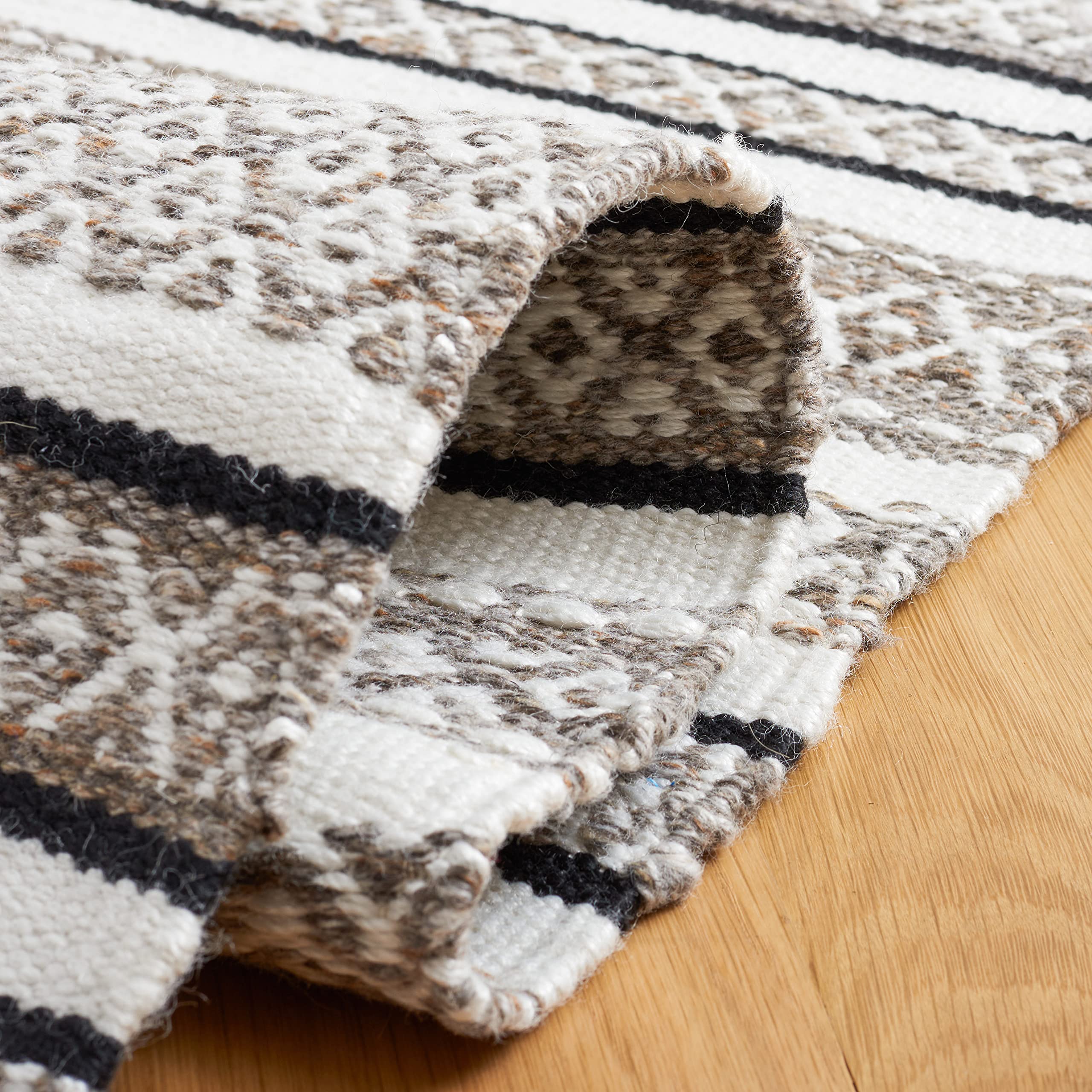 SAFAVIEH Striped Kilim Collection 7' Square Black/Ivory STK102Z Flatweave Area Rug - Perfect for Living Room, Dining Room, Bedroom & Home Decor