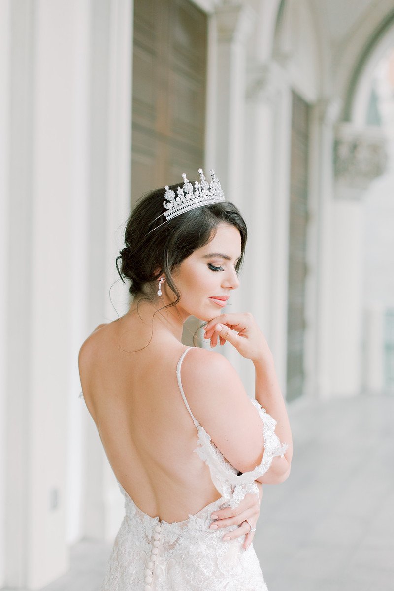 CATHERINE Bridal Crown – Elegant Wedding Tiara for Bride, Rhinestone Headpiece, Bridal Hair Accessories – Perfect for Weddings, Prom, Quinceañera, and Special Occasions