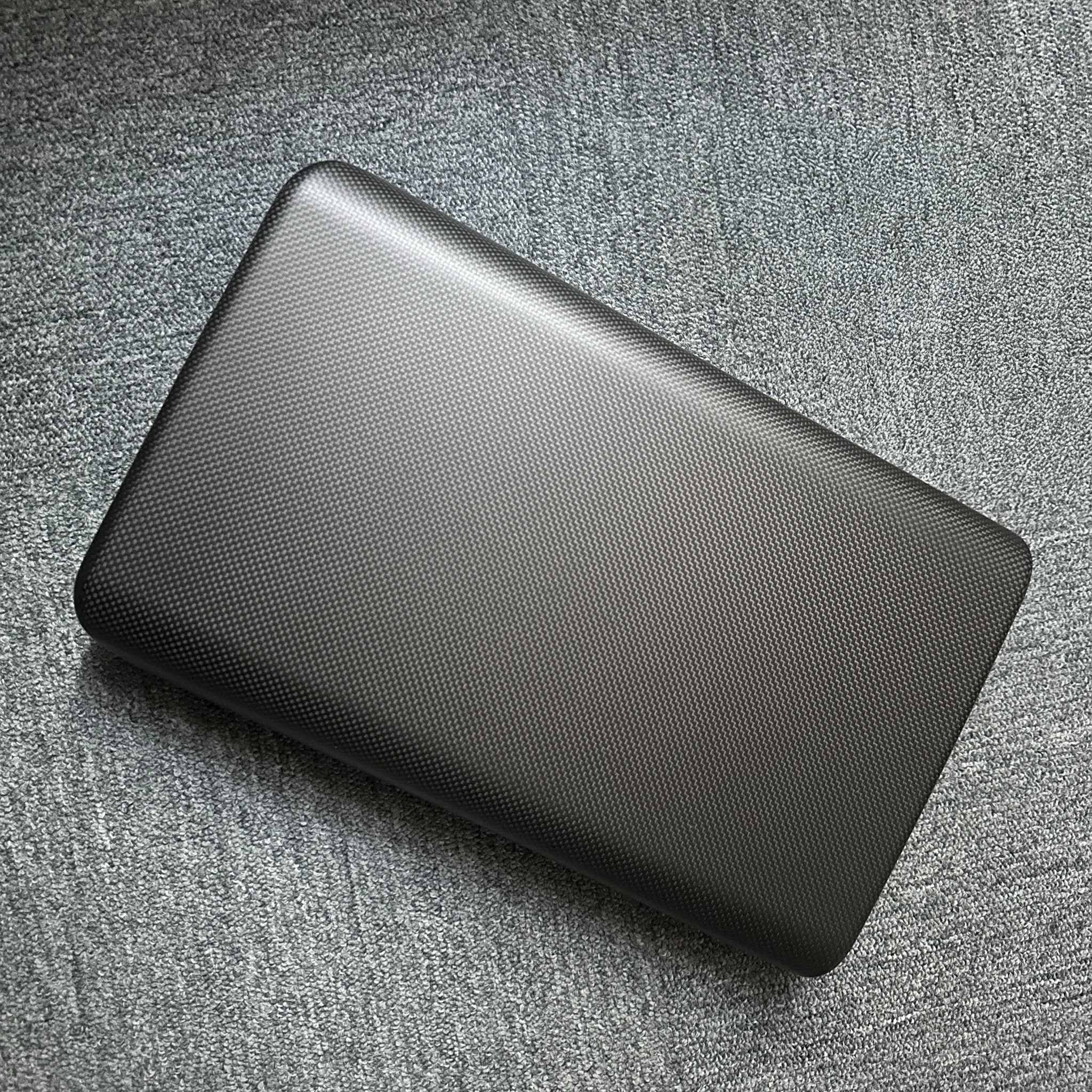 Premium Carbon Fiber Armrest Cover for 2025+ Tesla Model Y Juniper - Glossy & Matte Interior Upgrade | Easy Installation | Perfect for Daily Driving & Luxury Enhancement