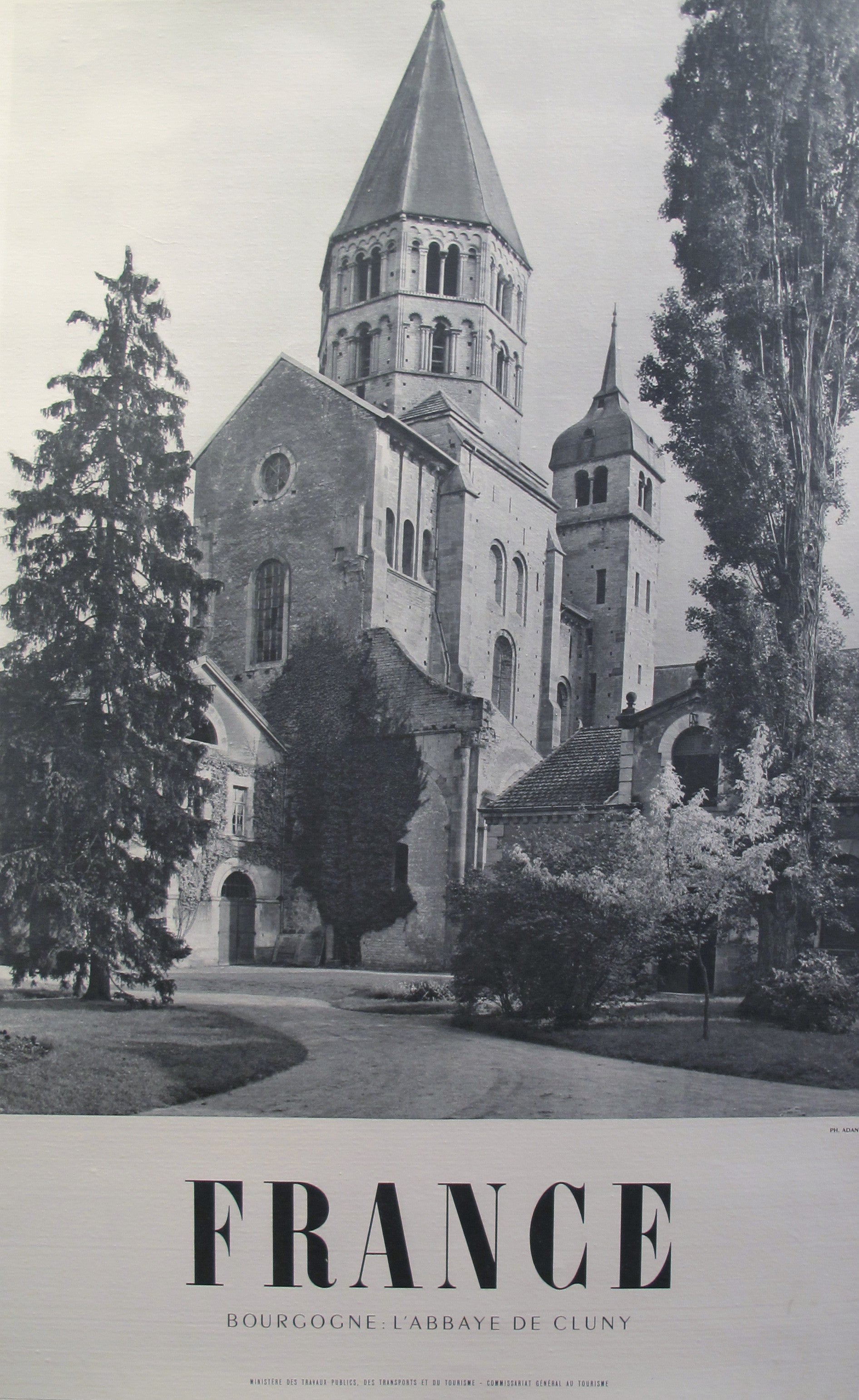 1950s Vintage French Travel Poster - Abbaye de Cluny, Bourgogne | Retro Wall Art for Home & Office Decor | Perfect for Living Room, Bedroom or Travel-Themed Spaces