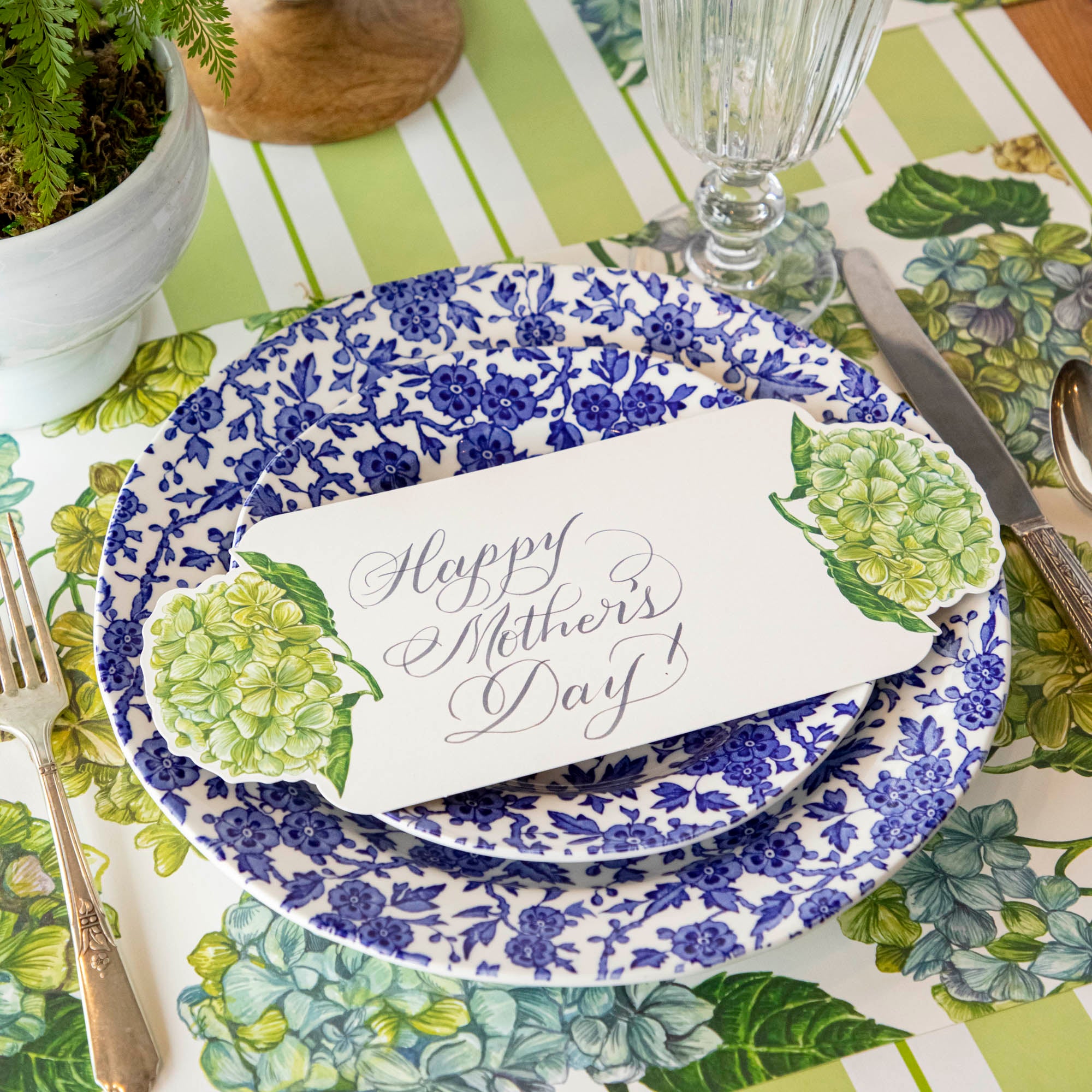Burleigh Blue Arden Dinnerware Set - Elegant Ceramic Plates, Bowls & Mugs for Fine Dining & Home Entertaining
