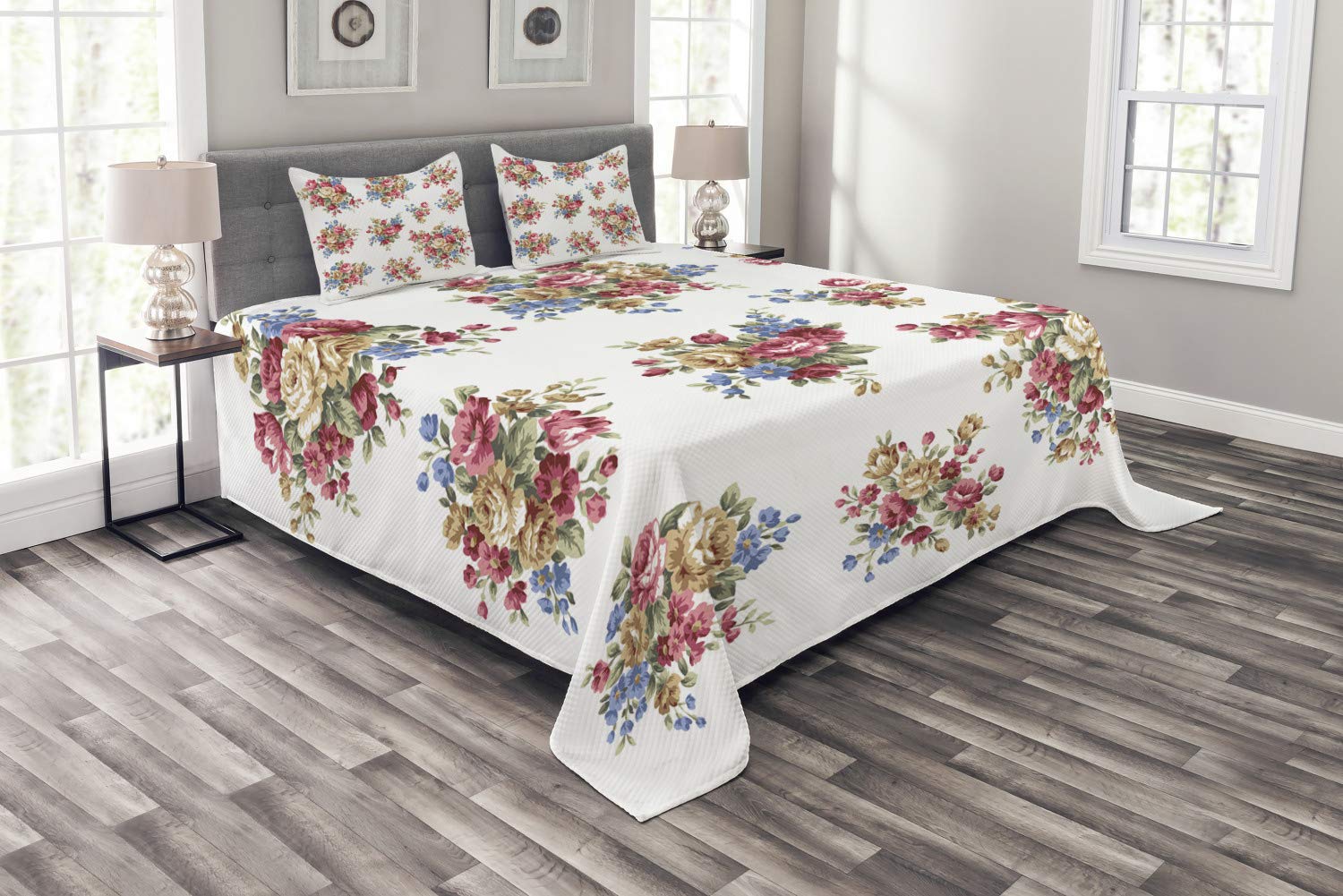 Ambesonne Floral Bedspread Set - Vintage Rose Bouquet Design, 3-Piece King Size Bedding with 2 Pillow Shams in Dark Coral Blue Tan - Perfect for Romantic Weddings, Master Bedrooms & Vintage Home Decor