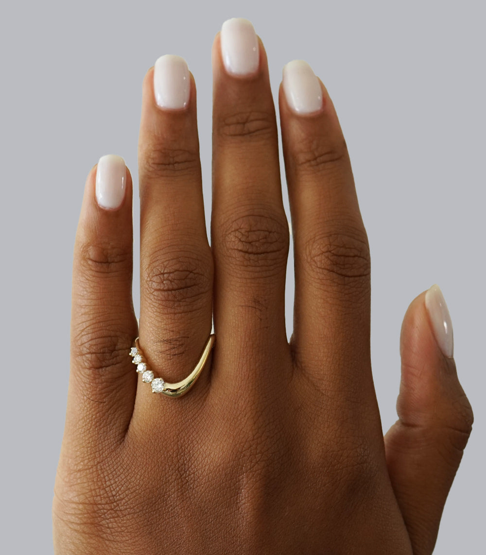 Everyday 5 Diamond Gold Wedding Band for Women – Elegant & Durable 14K Solid Gold Ring for Anniversary, Engagement, or Gift