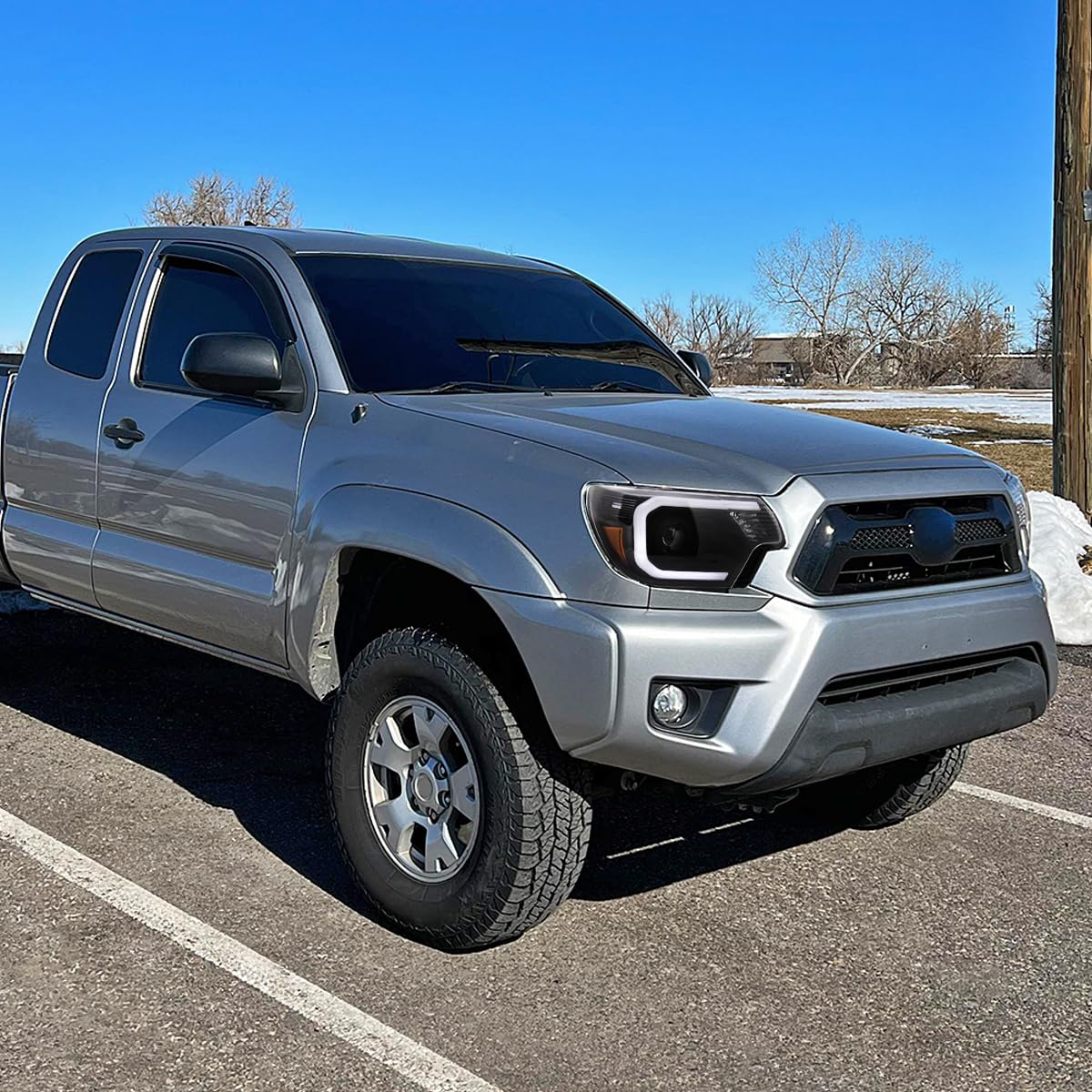 Spec-D Tuning Black Projector Headlights with LED Bar - Compatible with 2012-2015 Toyota Tacoma - Left & Right Headlight Assembly - Upgrade for Off-Road & Night Driving