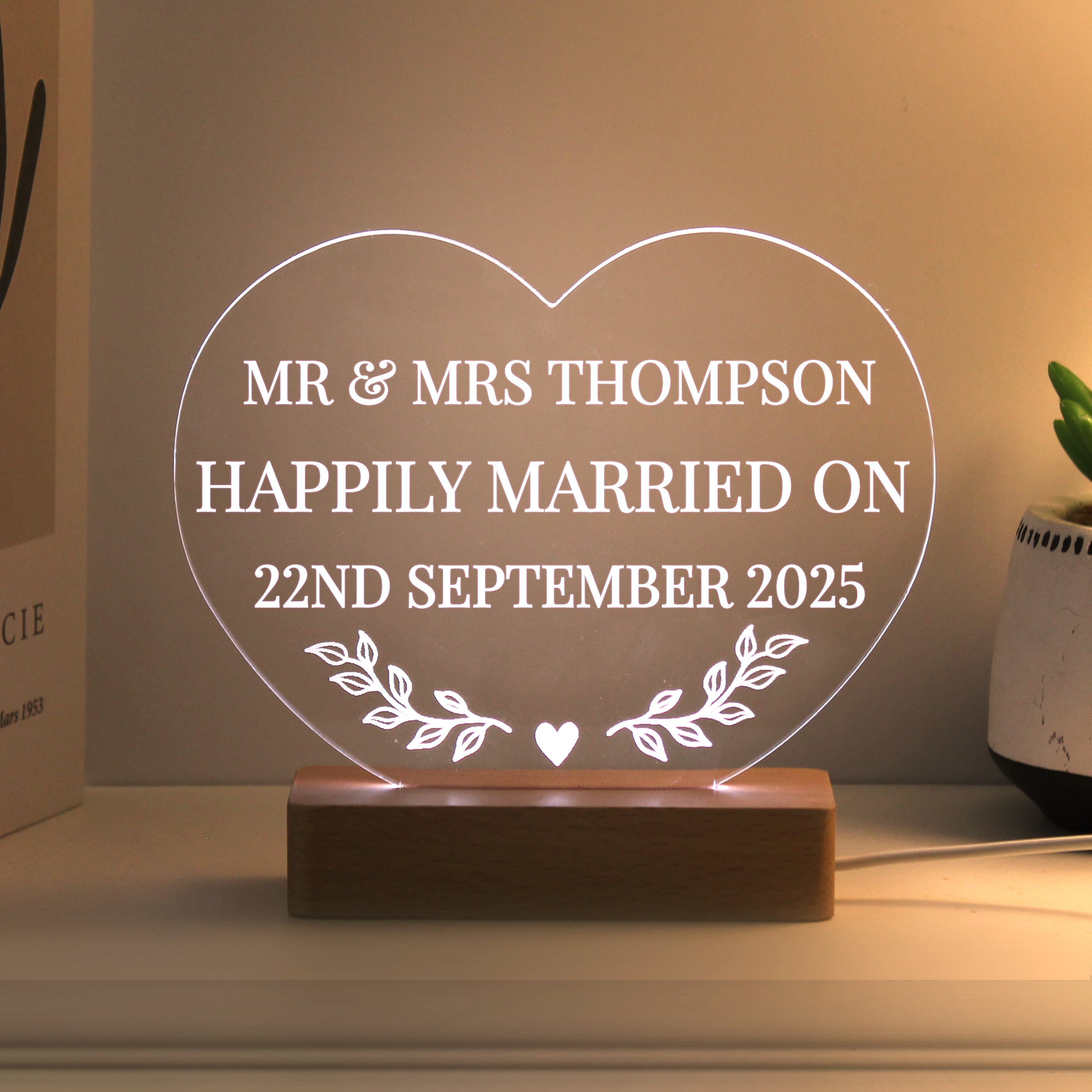 Personalized Wedding Acrylic Heart LED Light - Custom Name & Date - Romantic Anniversary Gift for Couples - Perfect for Wedding Decor, Anniversary Celebration & Bedroom Night Light