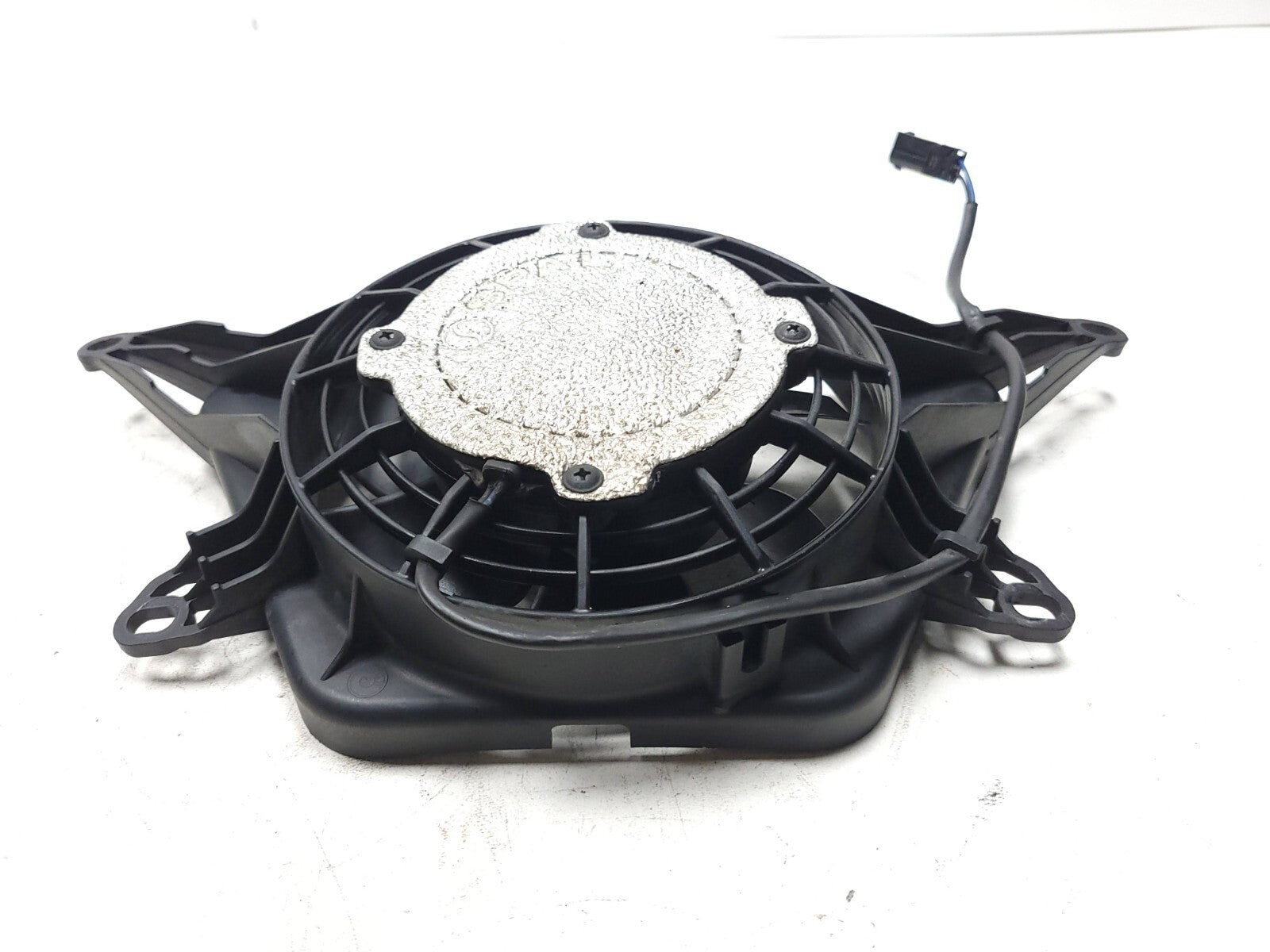 05-08 BMW K1200R K1200 Radiator Cooling Fan Motor Assembly OEM Replacement - Perfect for Motorcycle Cooling System Repair & Performance Upgrade