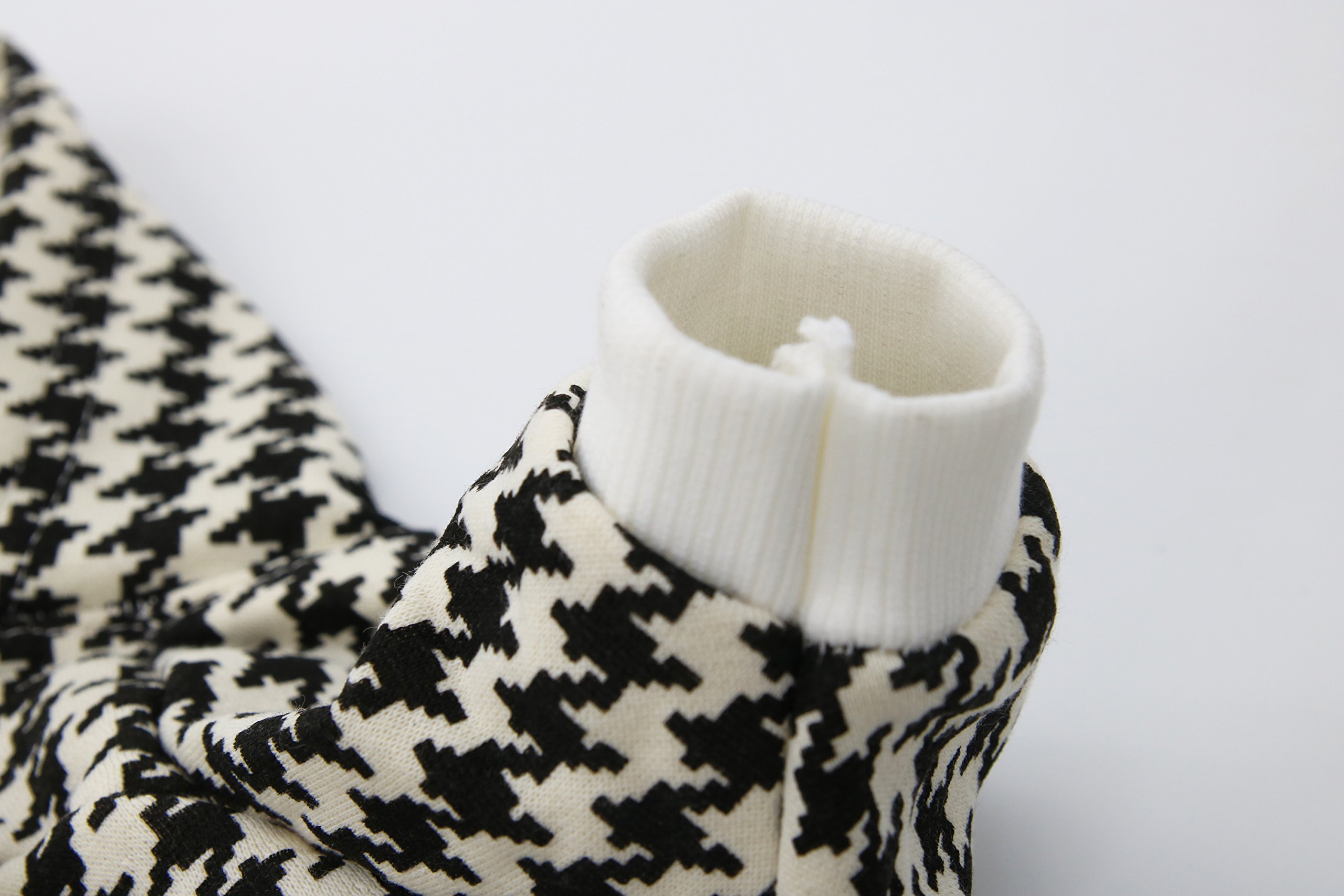 **DroolingDog Dog Hoodie - Cozy Houndstooth Pet Sweatshirt for Small Dogs, Cute Girl Dog Clothes for Winter & Outdoor Adventures**    *(Perfect for walks, photoshoots, and keeping your pup stylish in cold weather!)*