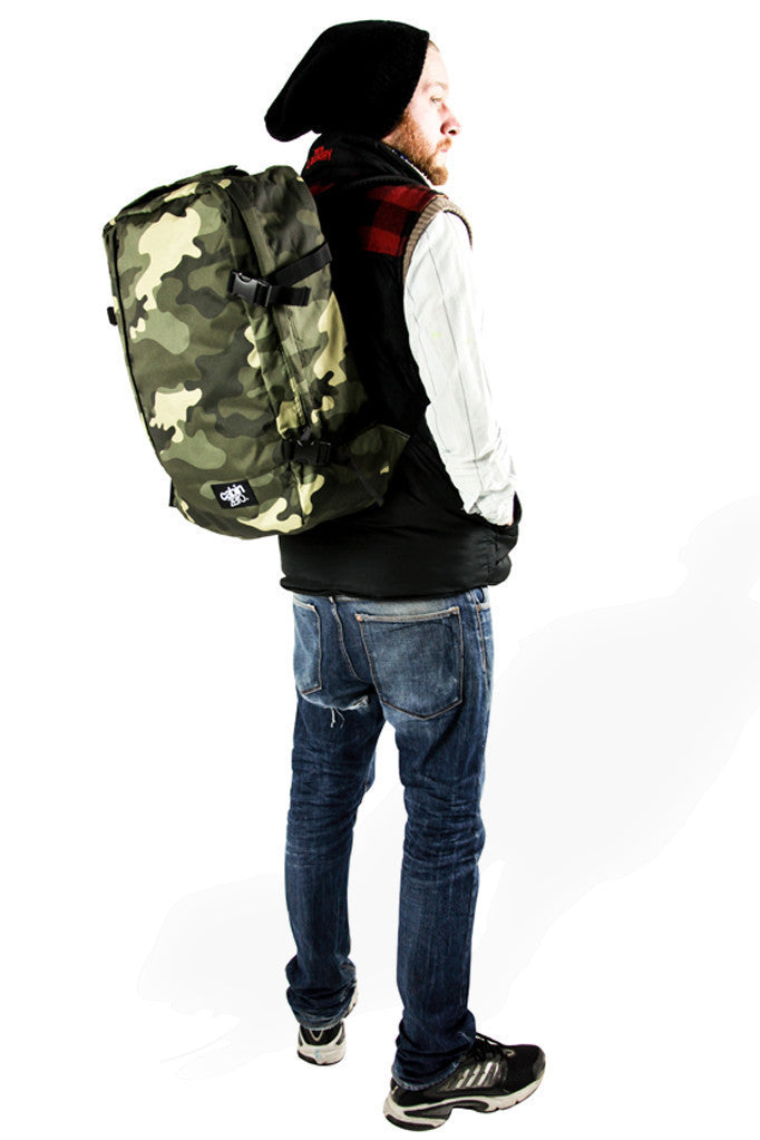 CabinZero Classic 44L Travel Backpack - Lightweight Carry-On Luggage for Men & Women | Perfect for Airplane, Weekend Trips & Outdoor Adventures