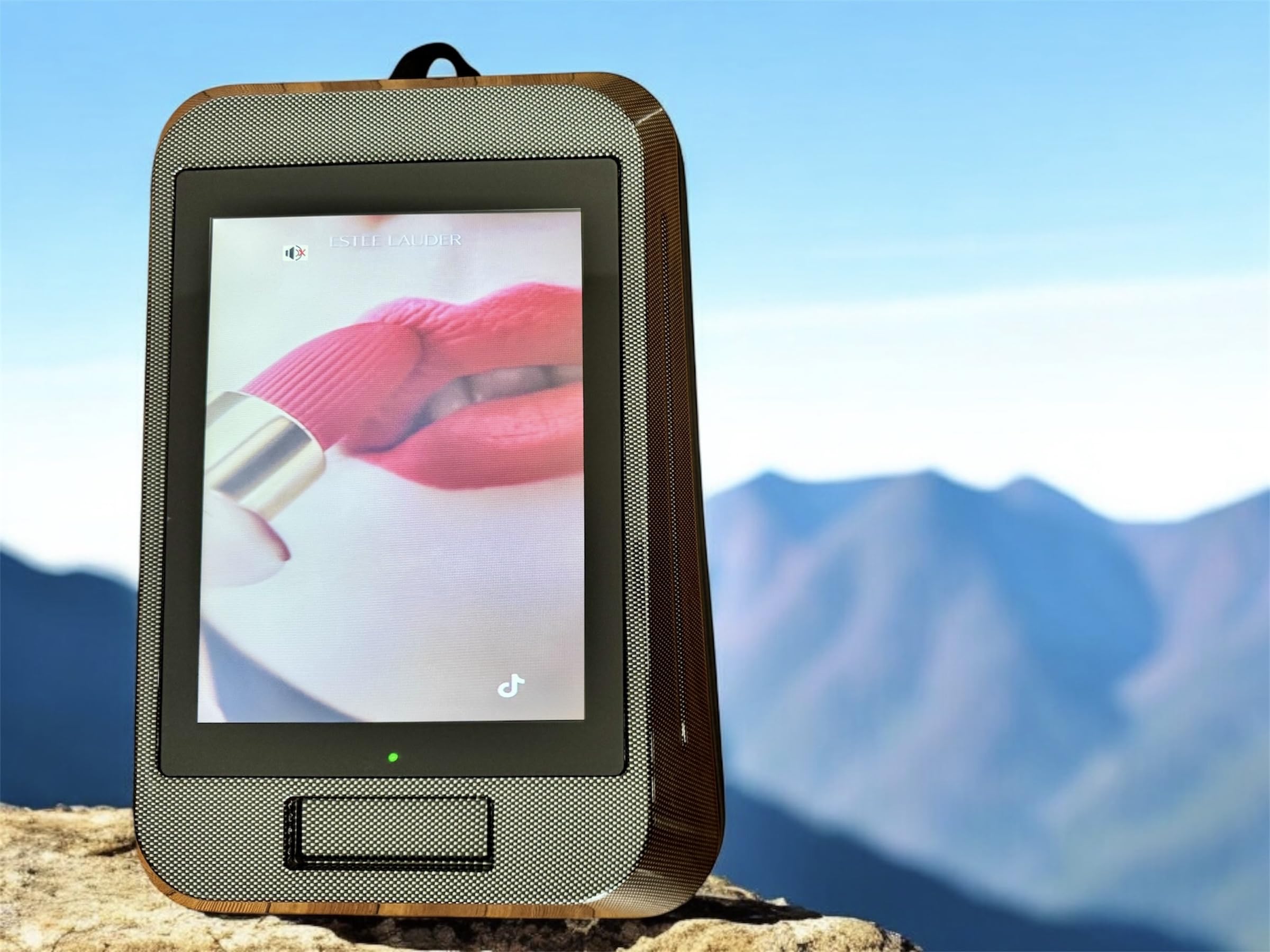 13.3 Inch LCD Backpack with Built-in Screen & Speaker - Smart LED Display Backpack for Business Advertising - Portable Digital Multimedia Bag for Trade Shows, Events & Outdoor Promotions