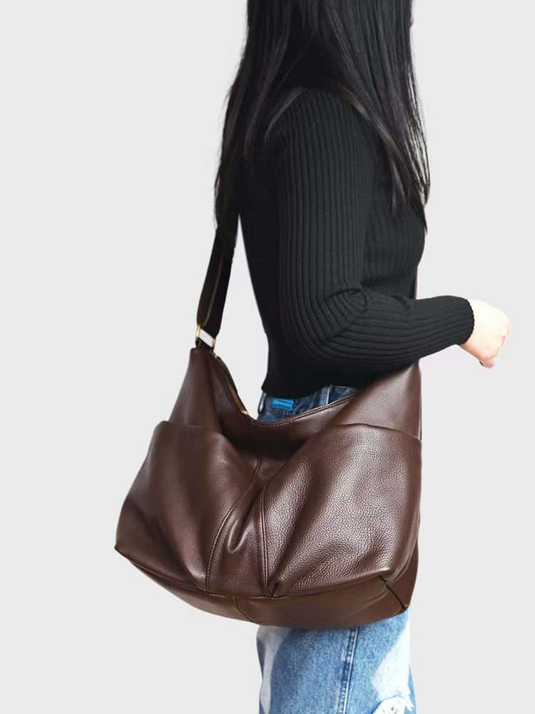 Classic Roomy Shoulder Purse for Women - Large Capacity Crossbody Bag - Fashionable & Practical Handbag for Work, Travel & Everyday Use