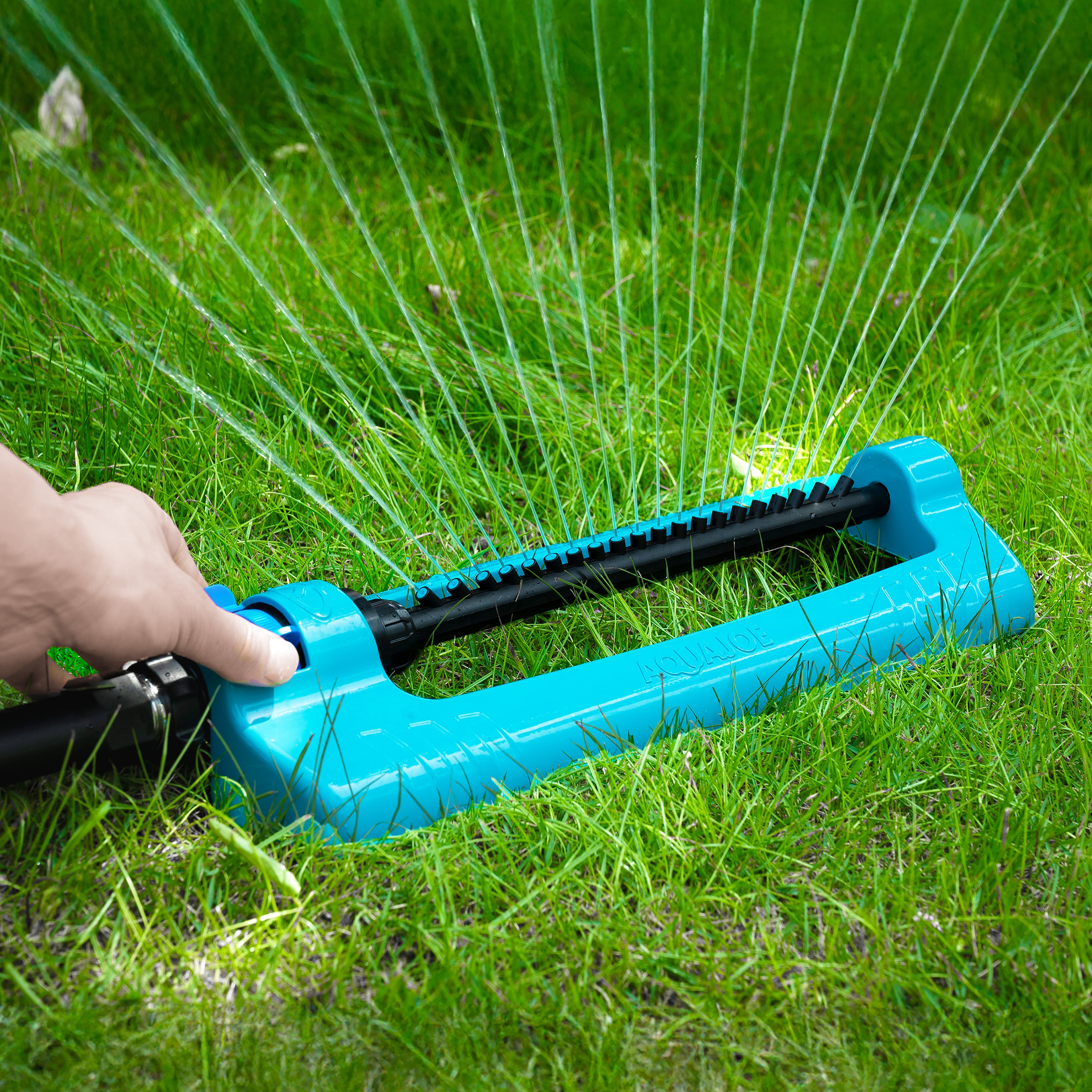 Aqua Joe SJI OMS20 Heavy Duty Metal Base Oscillating Sprinkler - 4400 Sq Ft Coverage for Large Lawns | Durable Garden Watering Solution for Backyards, Parks & Sports Fields
