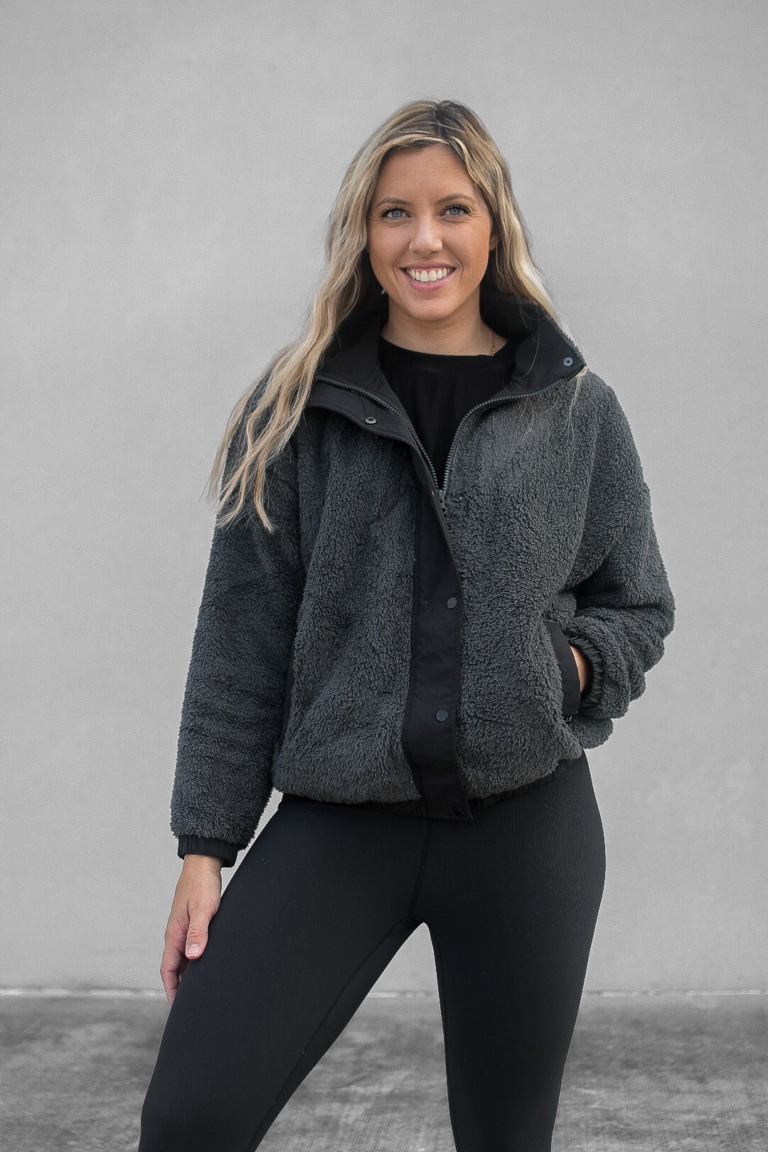 Warm Sherpa Jacket for Adults - Soft Fleece Lined Coat for Men & Women | Perfect for Winter, Outdoor Activities & Casual Wear