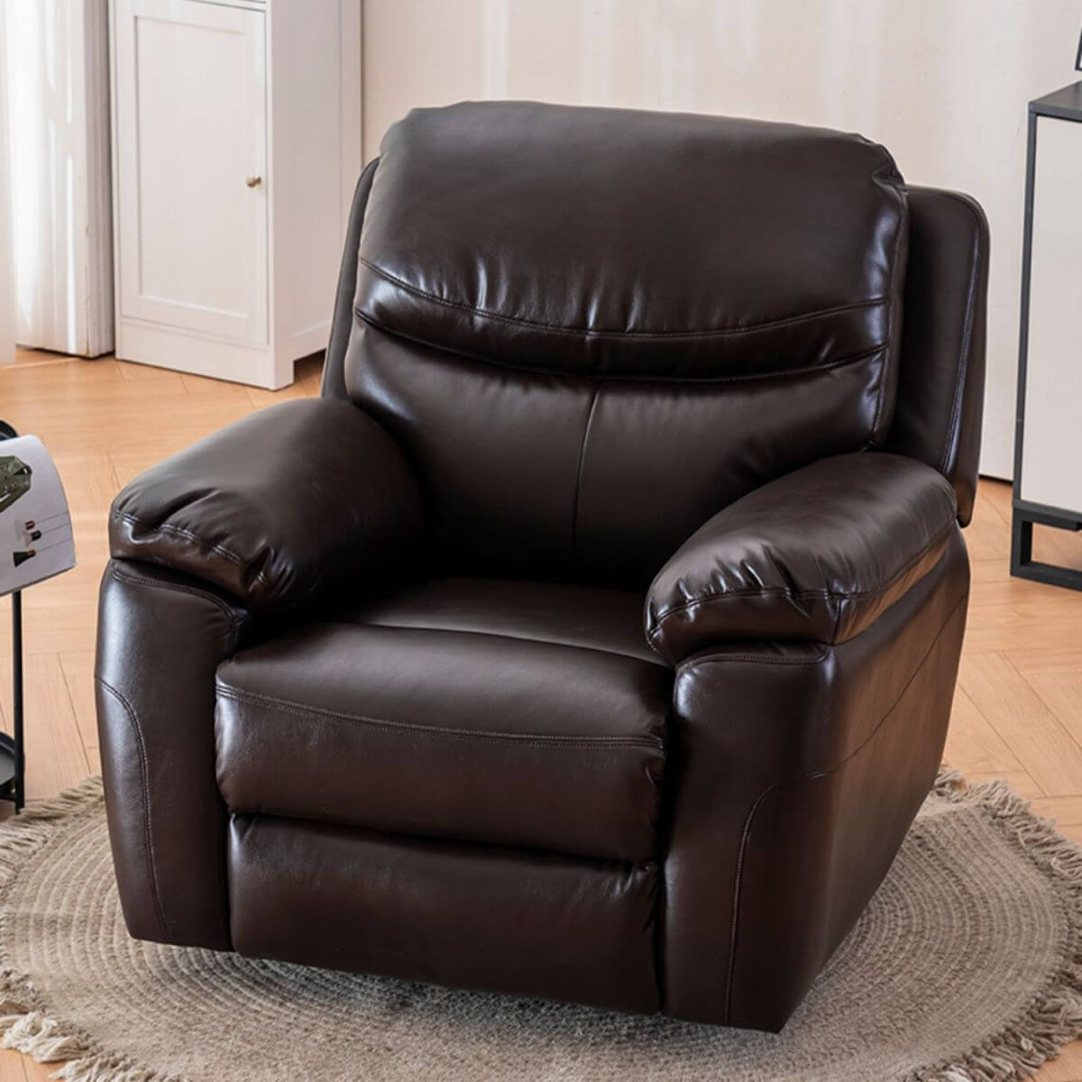 Modern Metal Frame Ergonomic Recliner Chair - Sleek Contemporary Design for Living Room, Home Office & Lounge - Comfortable Accent Chair with Adjustable Backrest - Perfect for Relaxing, Reading & Napping