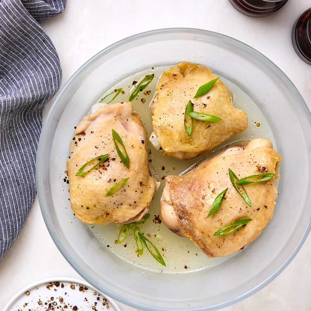 Best Way to Microwave Chicken Thighs - Quick & Easy Recipe for Juicy Results | Perfect for Busy Weeknights & Meal Prep