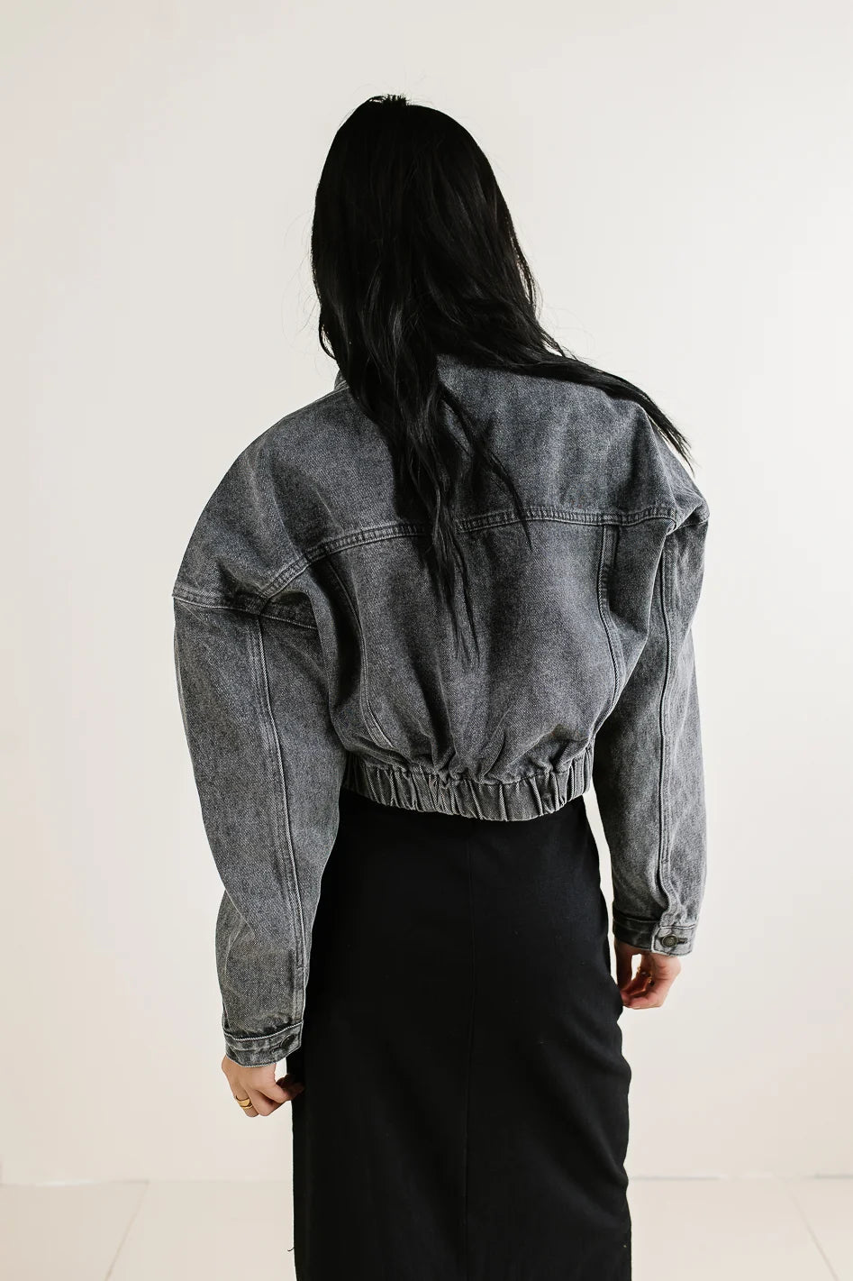Hayes Cropped Denim Jacket for Women - Vintage Washed Denim Jacket with Button Front & Chest Pockets | Perfect for Spring Layering, Casual Outfits & Street Style Fashion