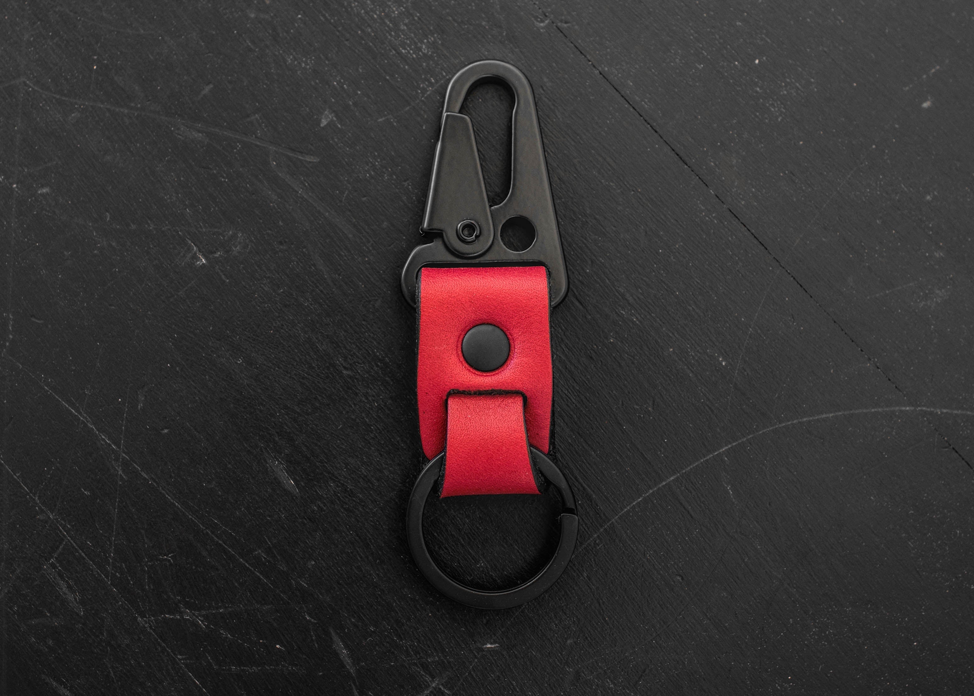 Premium Genuine Leather Keychain Clip - Durable & Stylish Key Holder for Keys, ID Cards, and Accessories - Perfect for Everyday Carry, Gifts, and Travel Essentials