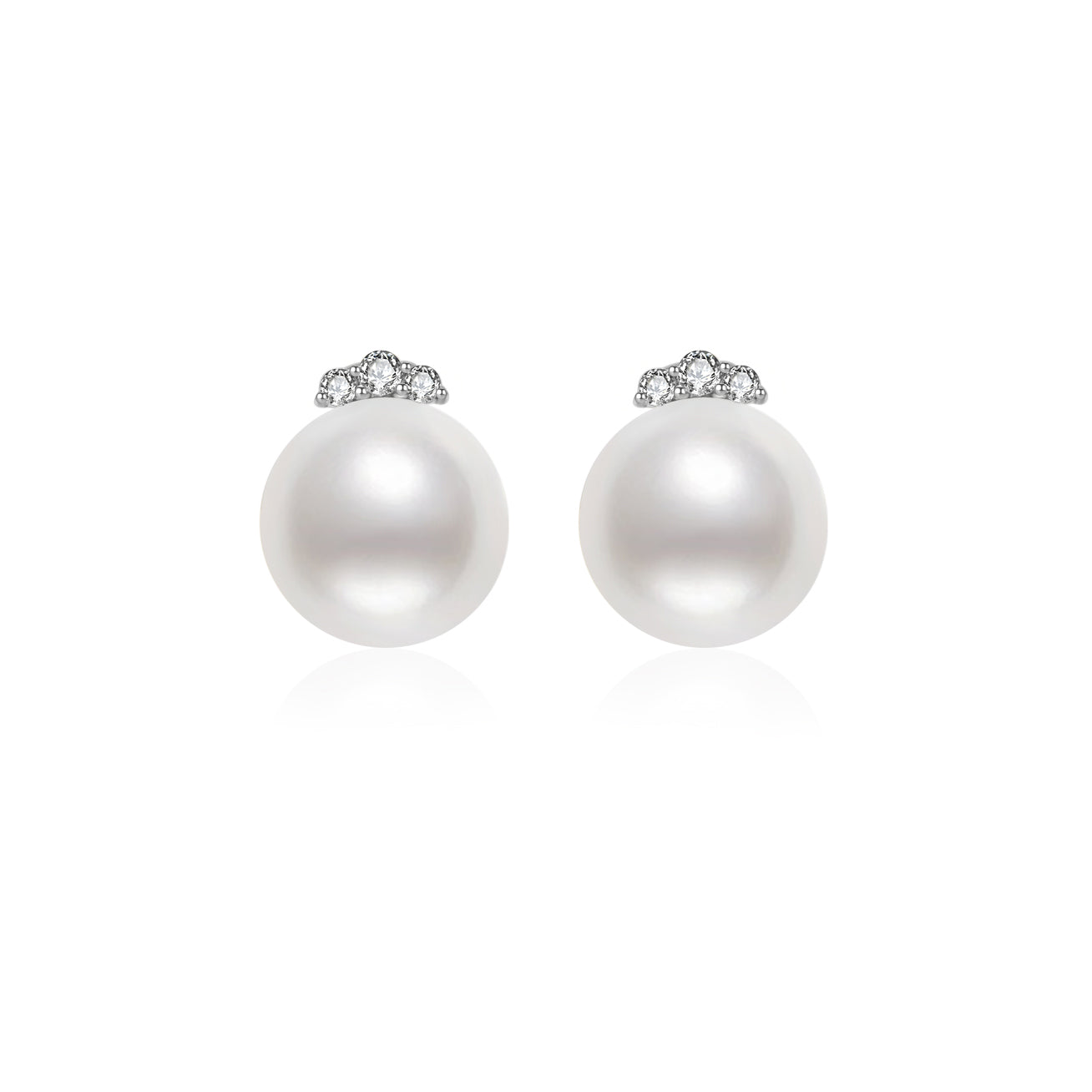 18K Solid Gold Pearl Earrings for Women - Classic Stud Earrings with Genuine Pearls - Perfect for Weddings, Parties & Everyday Elegance (KE00090)