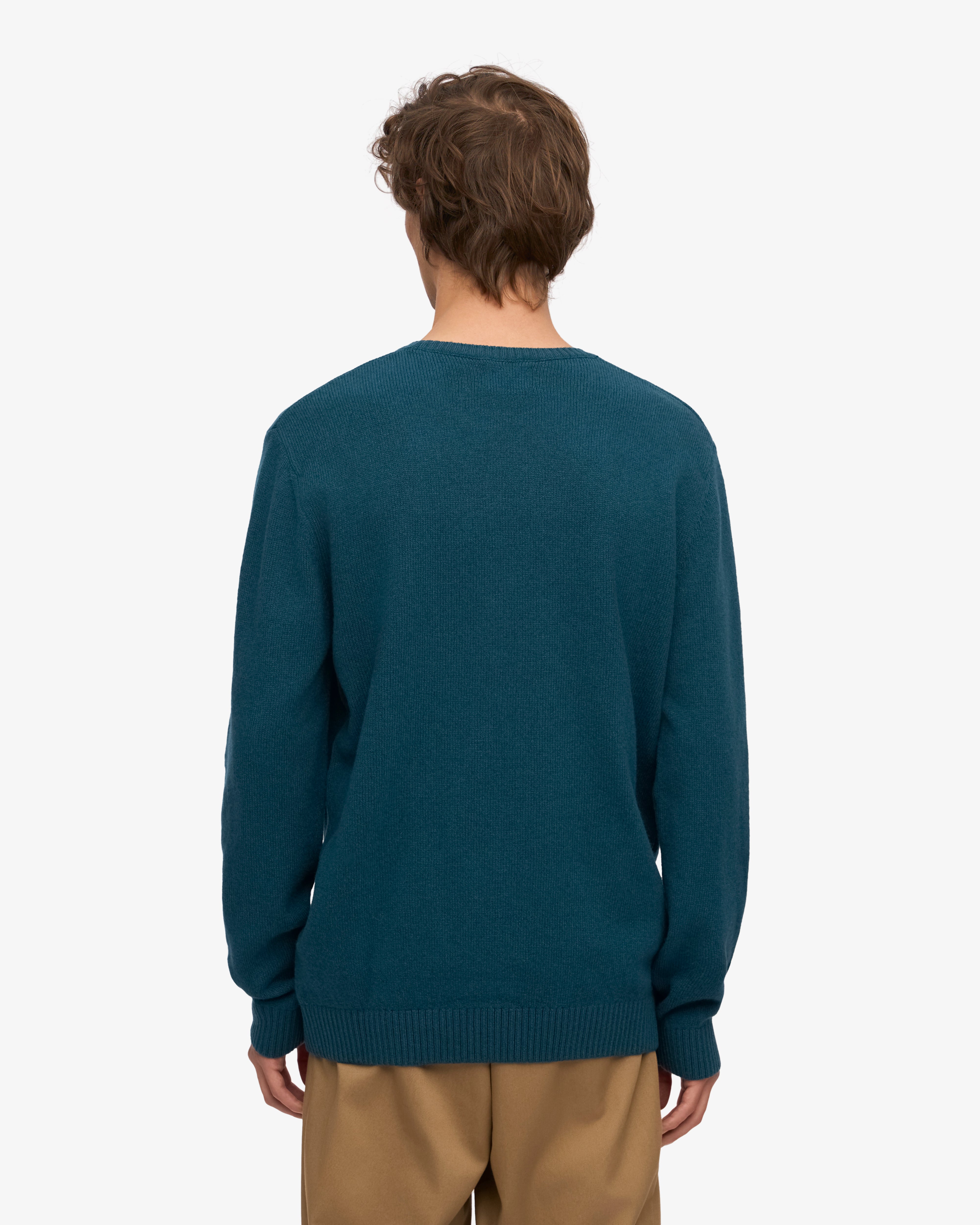 Classic Merino Wool Crew Neck Sweater for Men & Women | Soft & Warm Ocean Green Pullover | Perfect for Winter, Fall & Casual Outfits