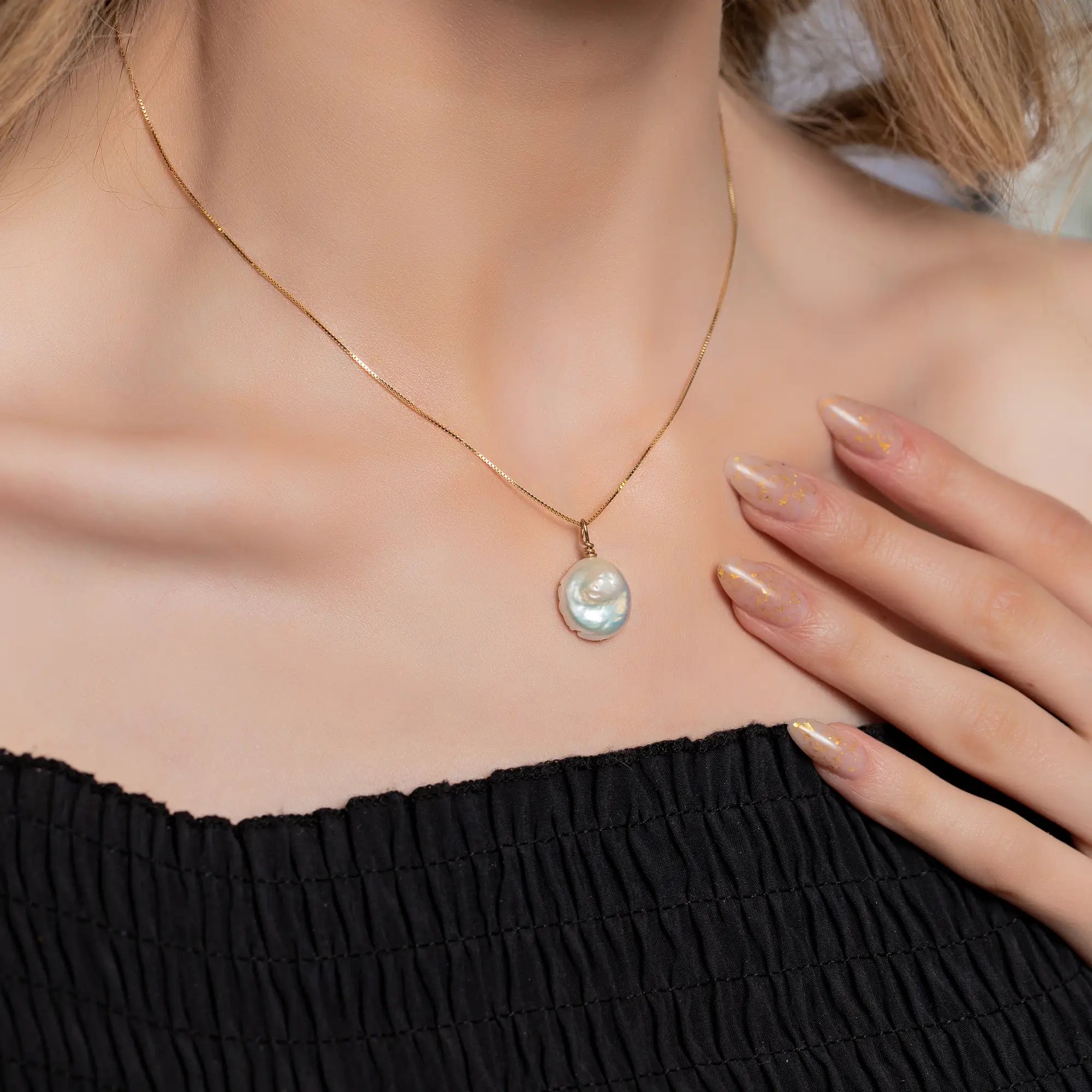 Elegant Box Chain Pearl Pendant Necklace for Women - Perfect for Weddings, Parties & Special Occasions