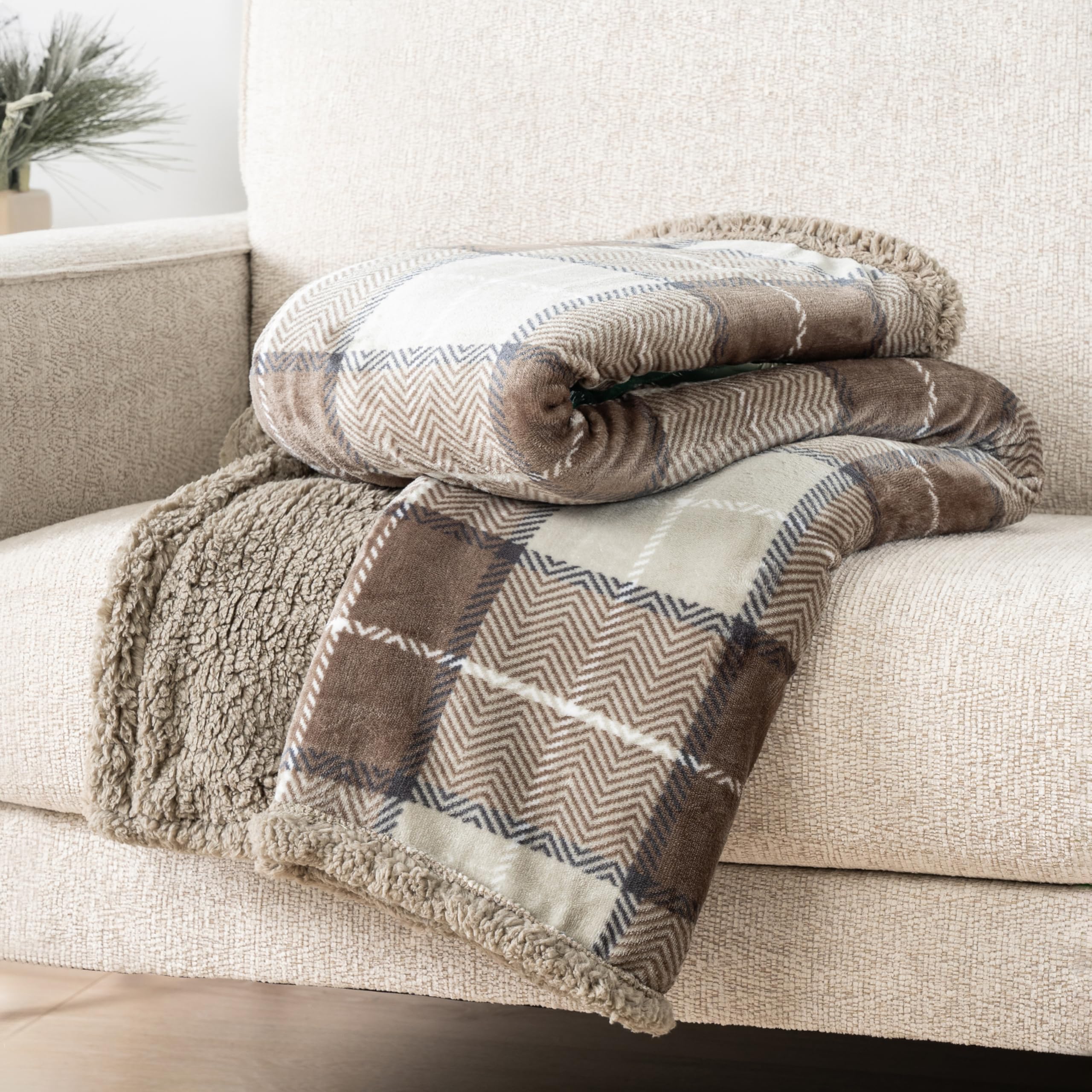 PAVILIA Taupe Plaid Sherpa Throw Blanket - 60x80 Inches Soft Fuzzy Fleece Blanket for Couch, Bed & Winter - Cozy Cabin Decor & Warm Gift for Women, Men, Twins - Perfect for Living Room, Sofa, Dorm & Fireplace Snuggling