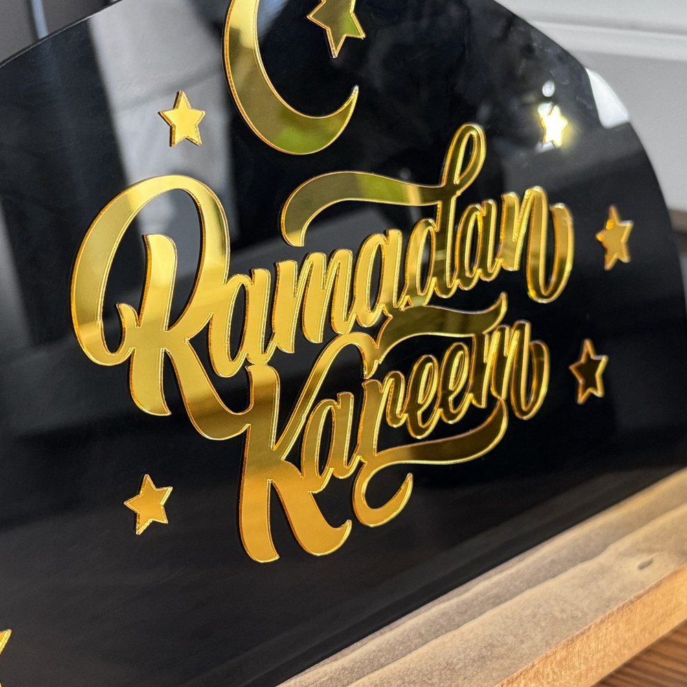 Ramadan Kareem Tabletop Decor - Islamic Holiday Decoration for Home & Office - Perfect for Ramadan Gifts, Iftar Table Centerpiece & Eid Celebration Decor
