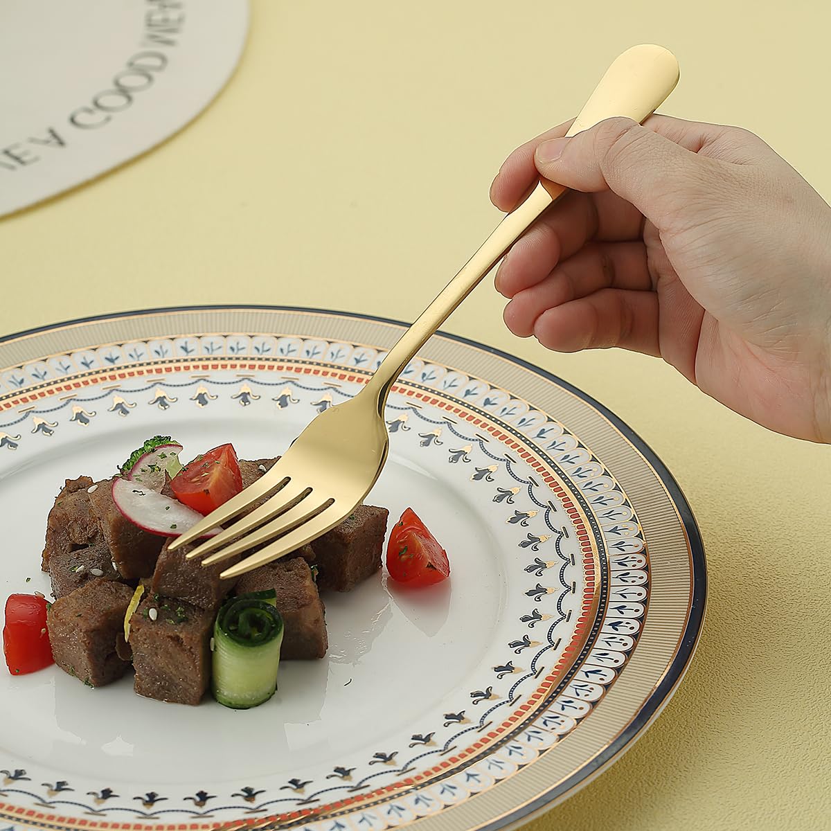 24-Piece Gold-Plated Stainless Steel Dinner Forks Set - Elegant Titanium Gold Flatware for Home, Restaurant, Wedding & Events - Perfect for Fine Dining, Parties & Daily Use