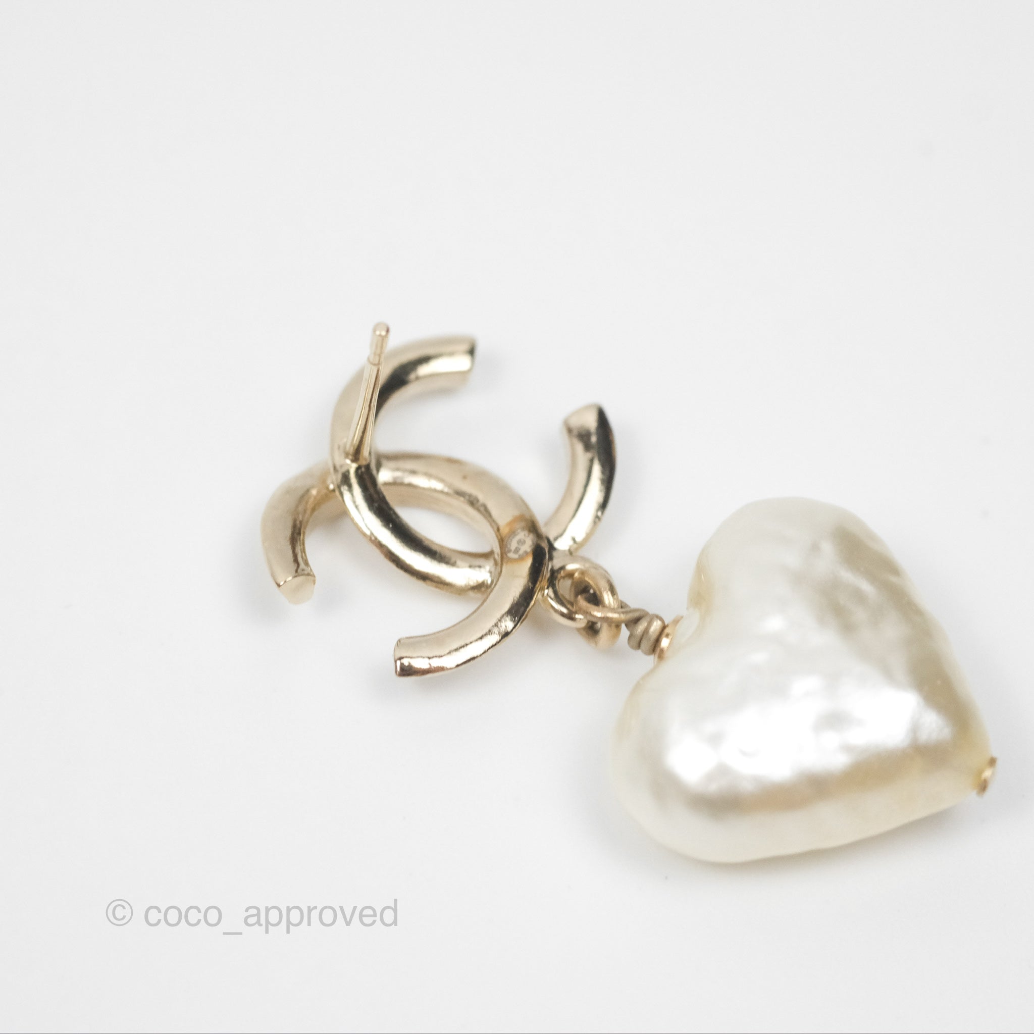 Chanel CC Pearl Heart Drop Earrings - Gold Tone 22C Collection | Luxury Fashion Jewelry for Women | Perfect for Parties, Weddings & Special Occasions