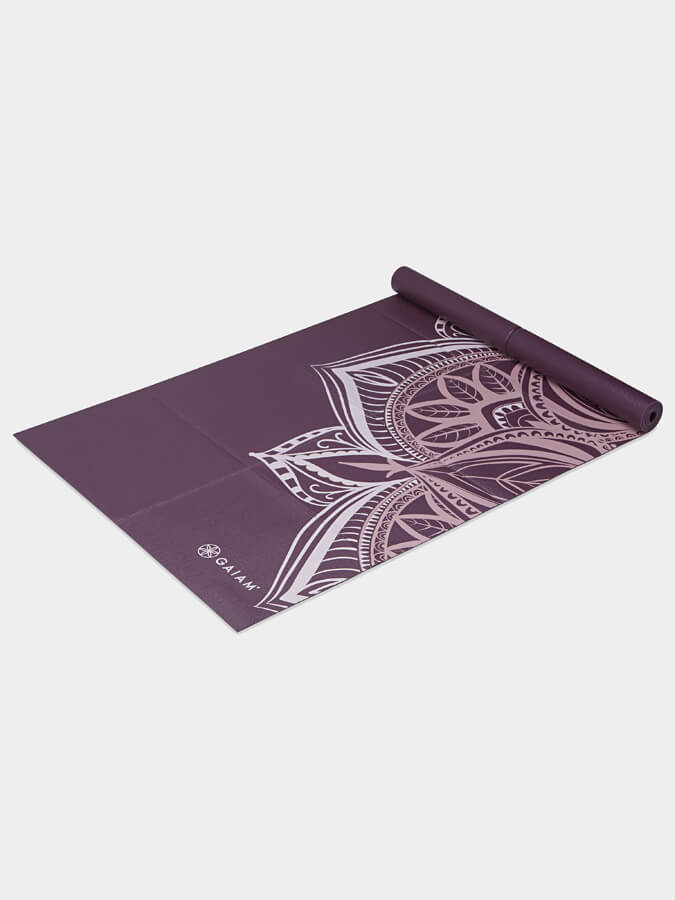 Gaiam 2mm Foldable Travel Yoga Mat - Lightweight Non-Slip Exercise Mat for Home, Gym & Outdoor Workouts - Perfect for Yoga, Pilates, Camping & Travel