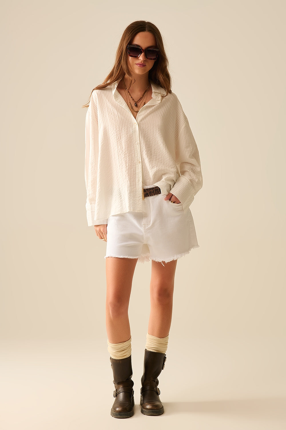 Oversized White Shirt with Back Bow Tie - Elegant Loose Fit Blouse for Women, Perfect for Casual Outings, Office Wear, and Date Nights