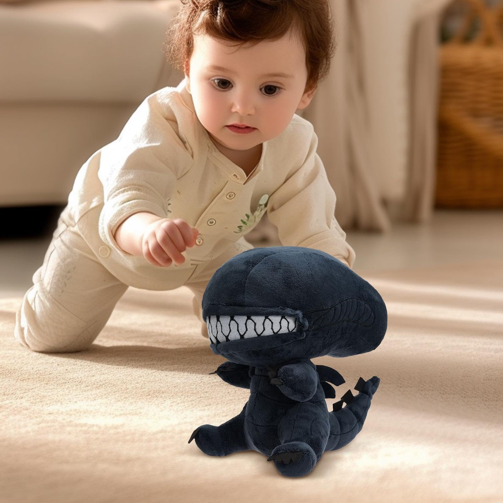 Xenomorph Alien Plush Toy - 9-inch Soft Alien Doll, Facehugger Action Figure - Perfect for Horror Movie Fans, Sci-Fi Collectors & Gift Giving