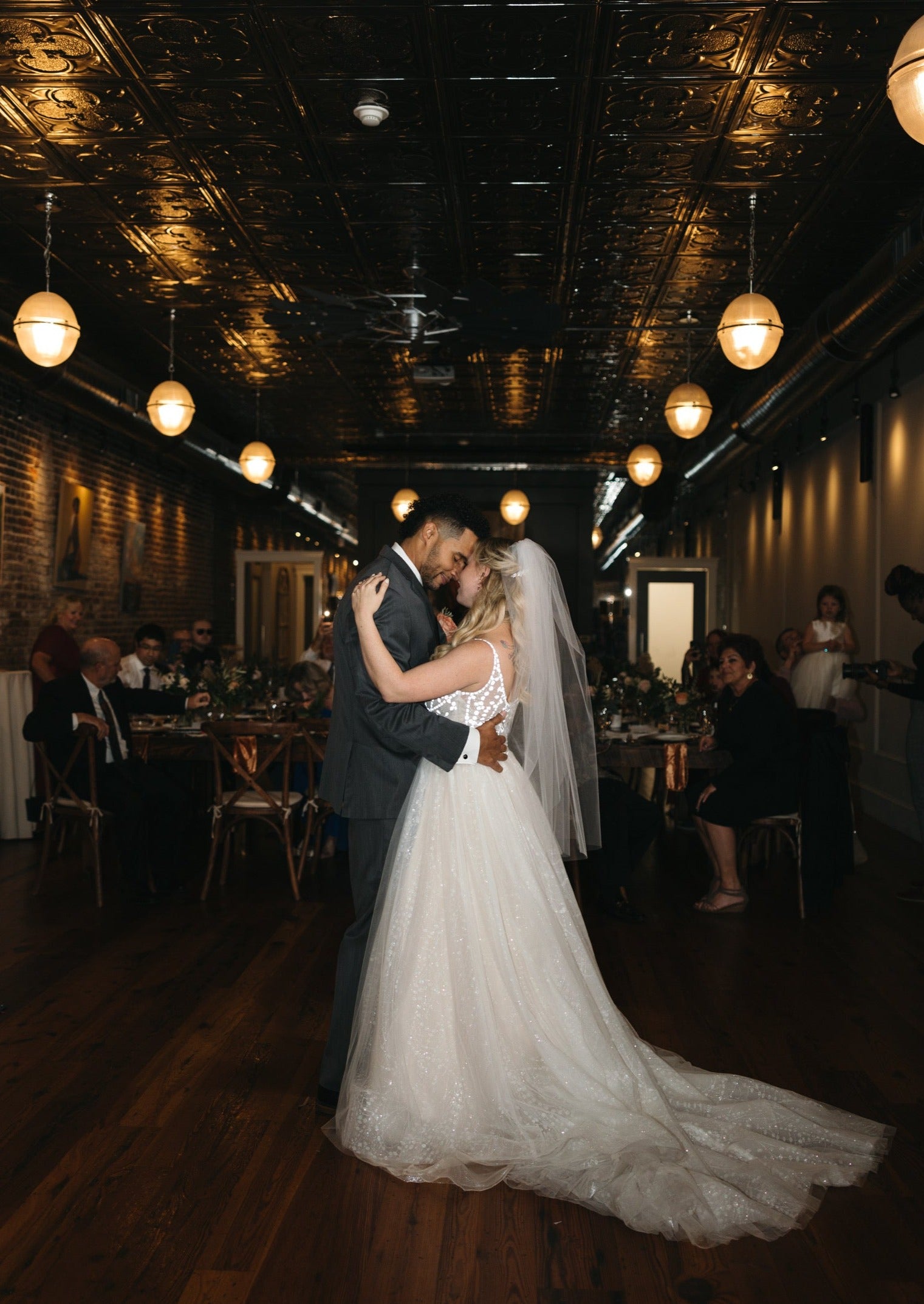 Maggie Sottero Kayla Luxury Pre-Owned Wedding Dress - Perfect for Vintage Brides & Second Weddings